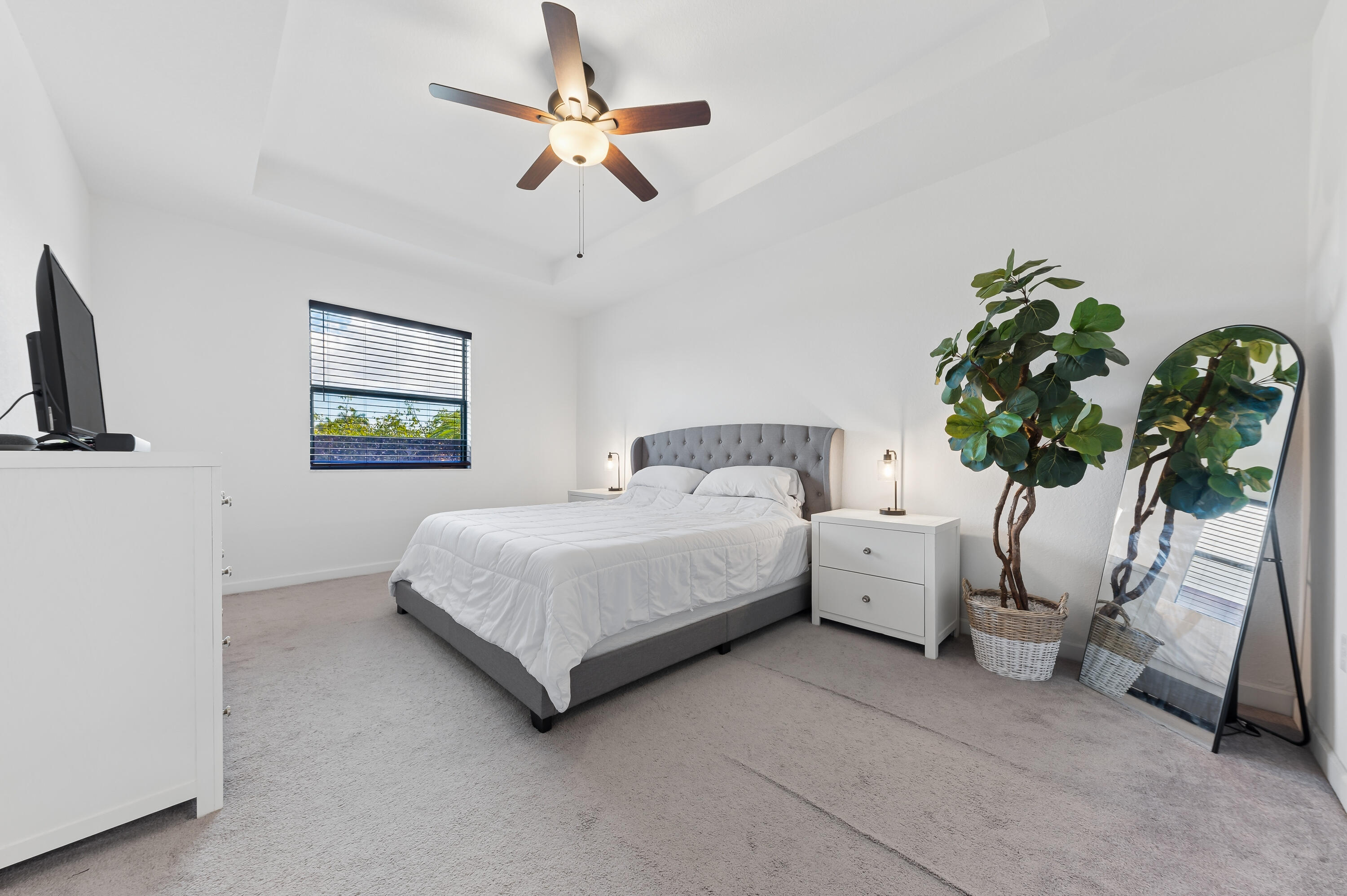 4622 Belgian Davie, FL 33314