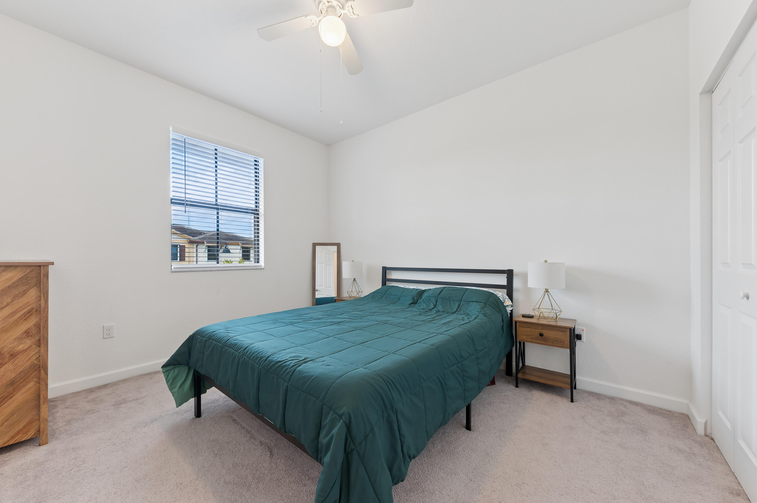 4622 Belgian Davie, FL 33314