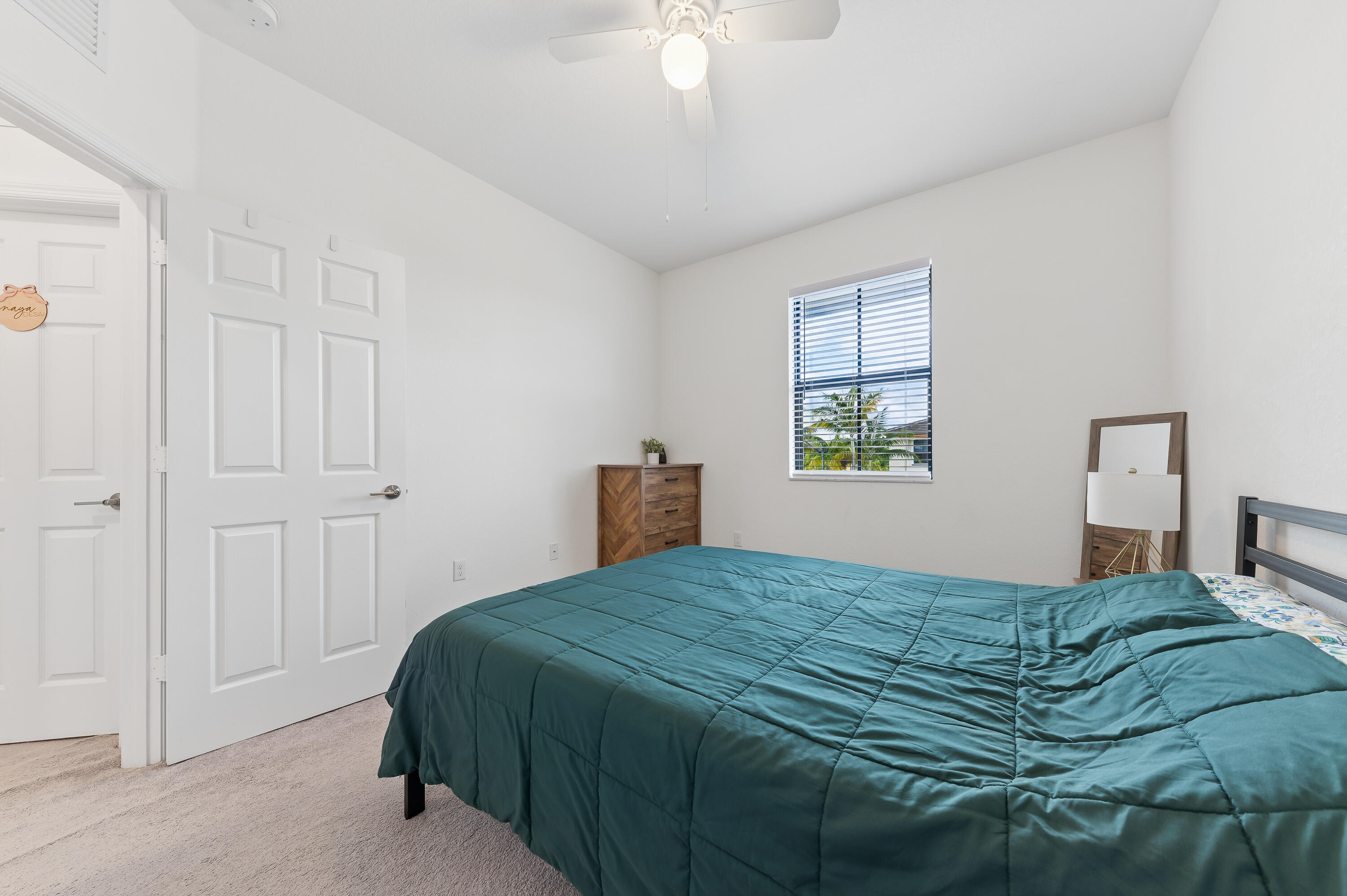 4622 Belgian Davie, FL 33314