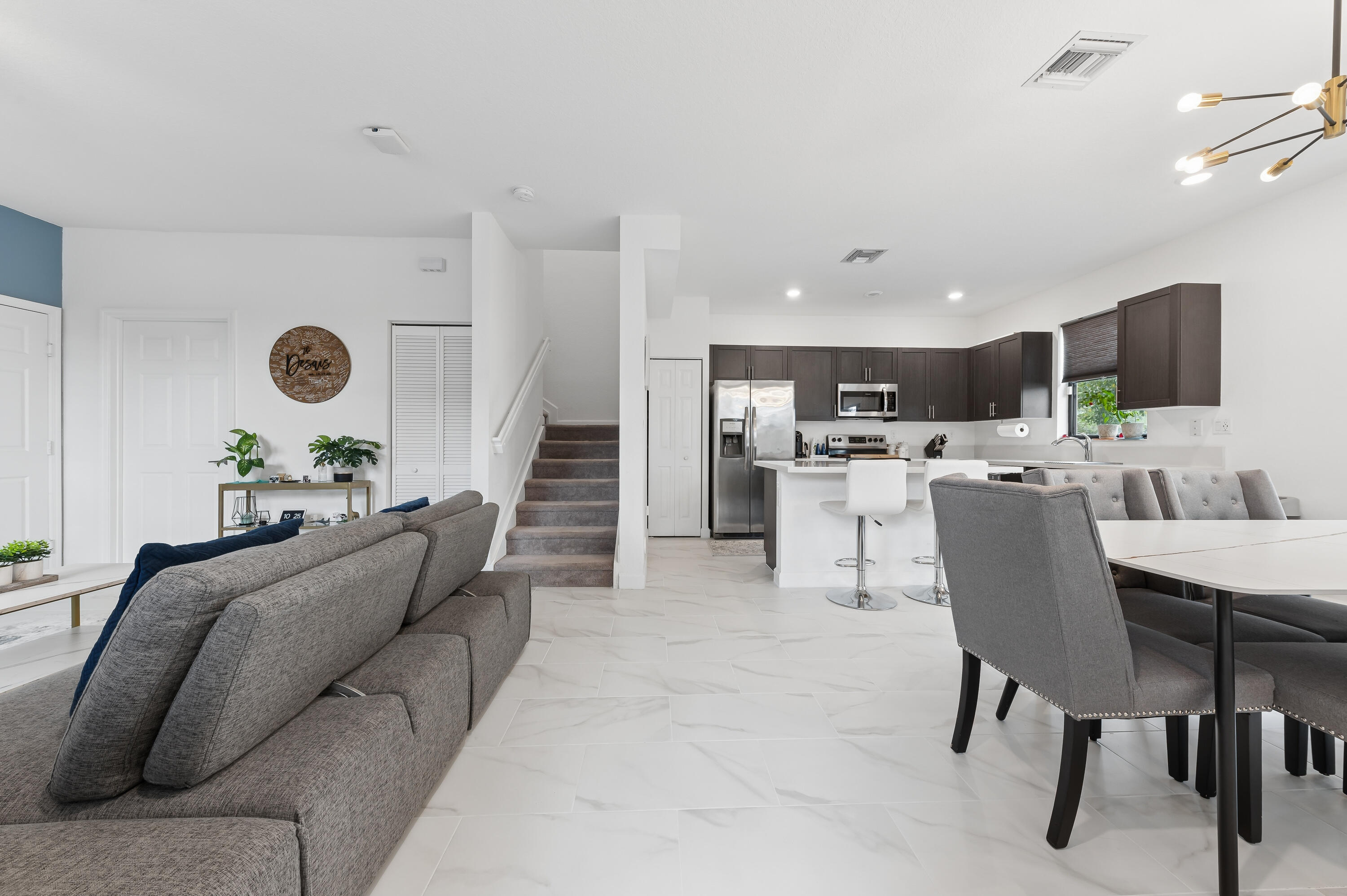 4622 Belgian Davie, FL 33314