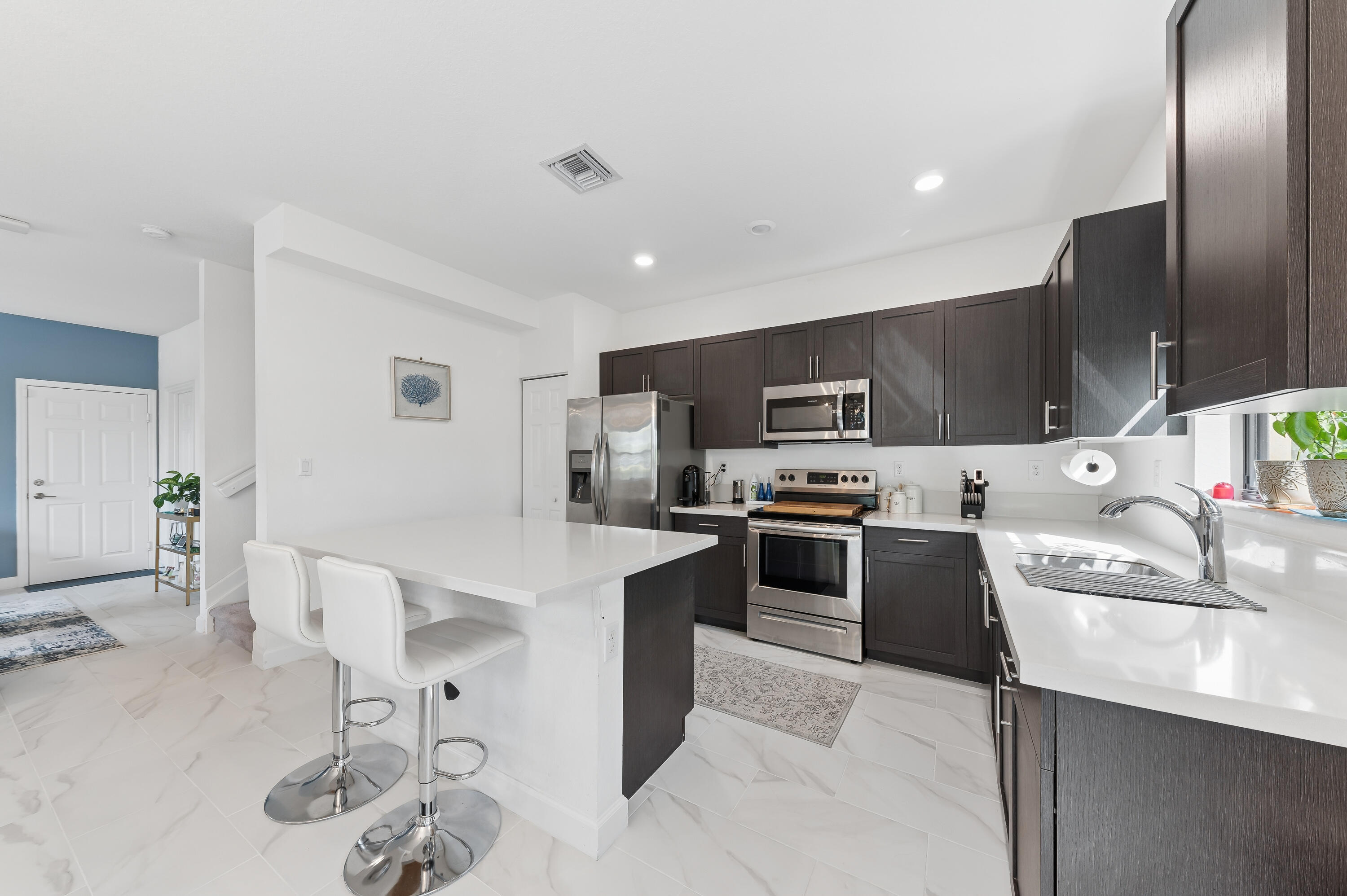 4622 Belgian Davie, FL 33314