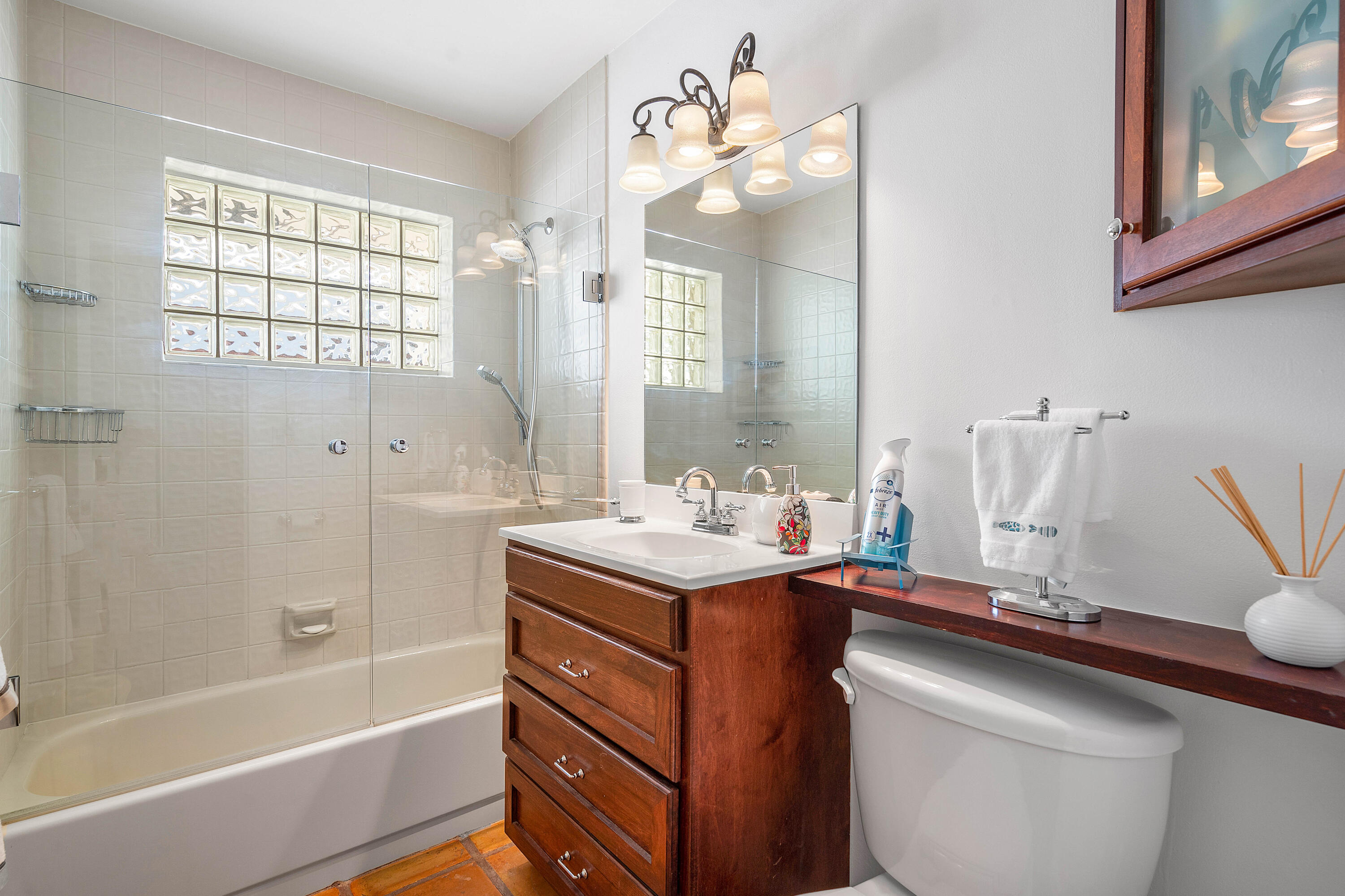 2330 NE 48th Lighthouse Point, FL 33064