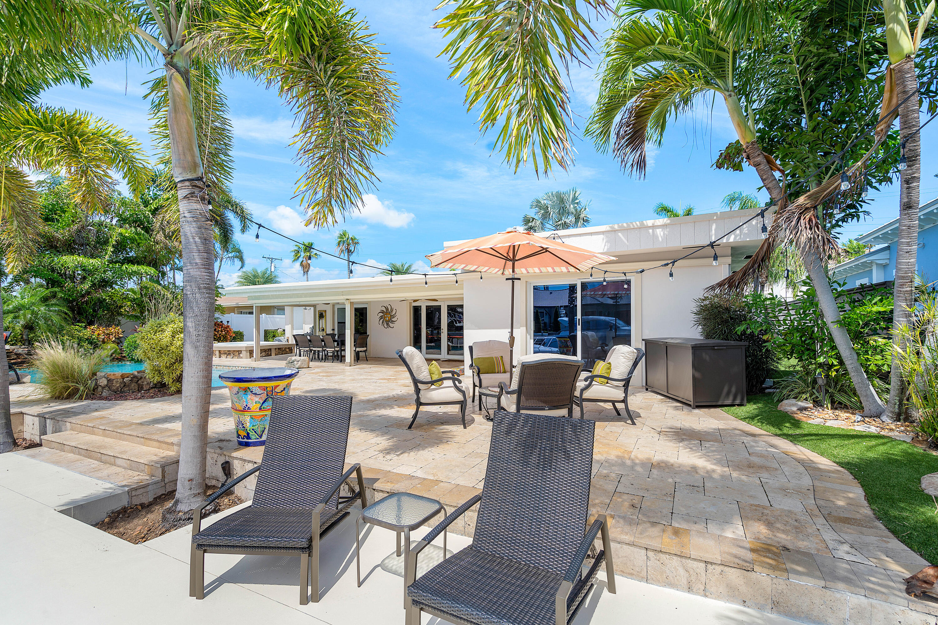 2330 NE 48th Lighthouse Point, FL 33064