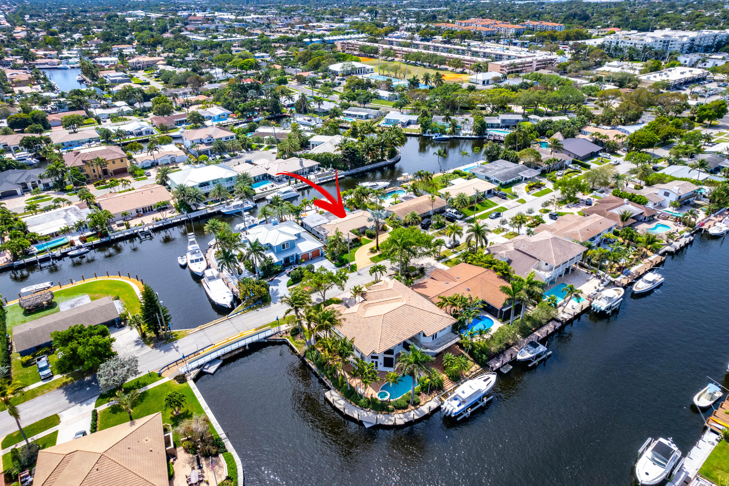 2330 NE 48th Lighthouse Point, FL 33064