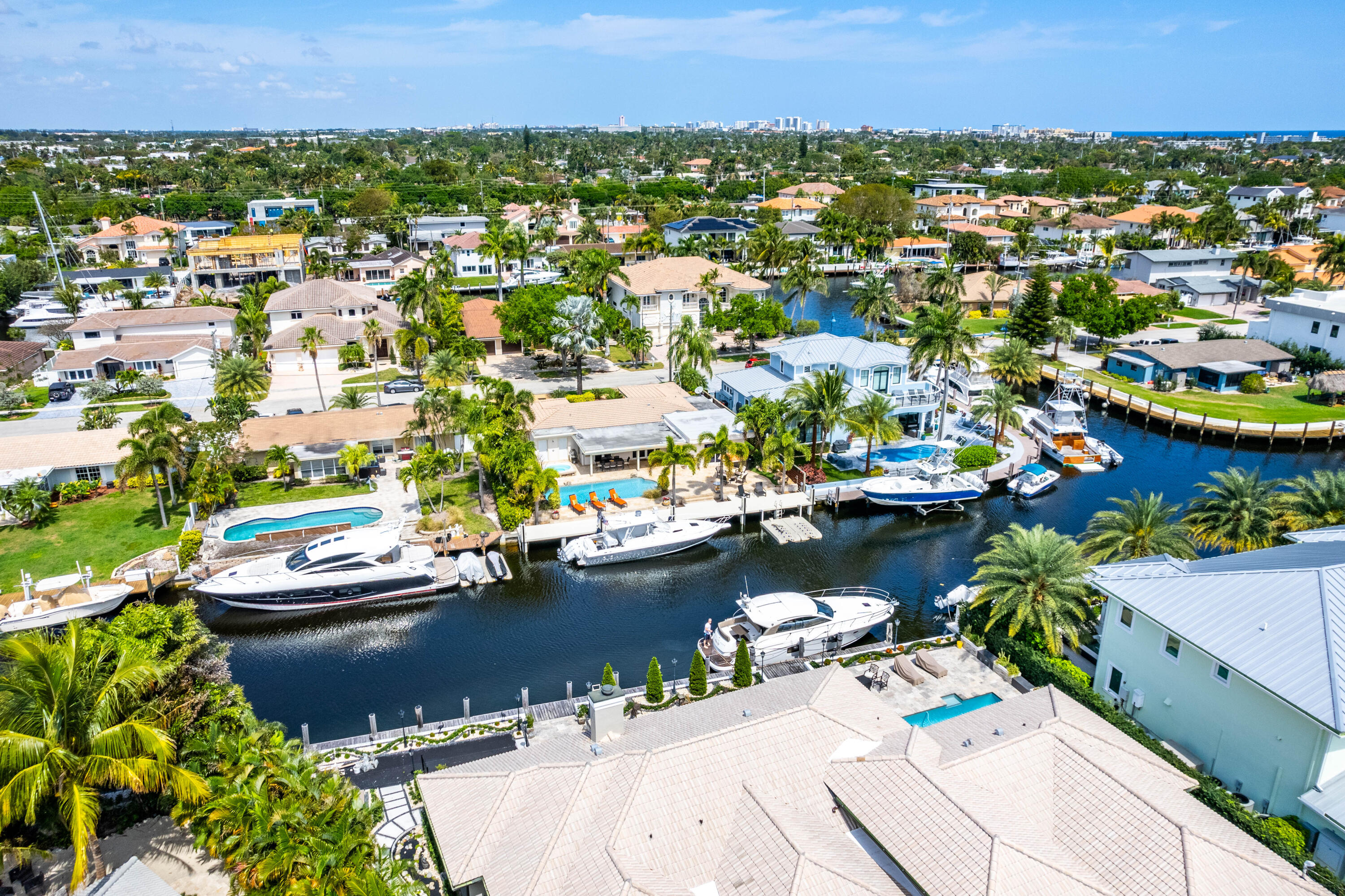 2330 NE 48th Lighthouse Point, FL 33064