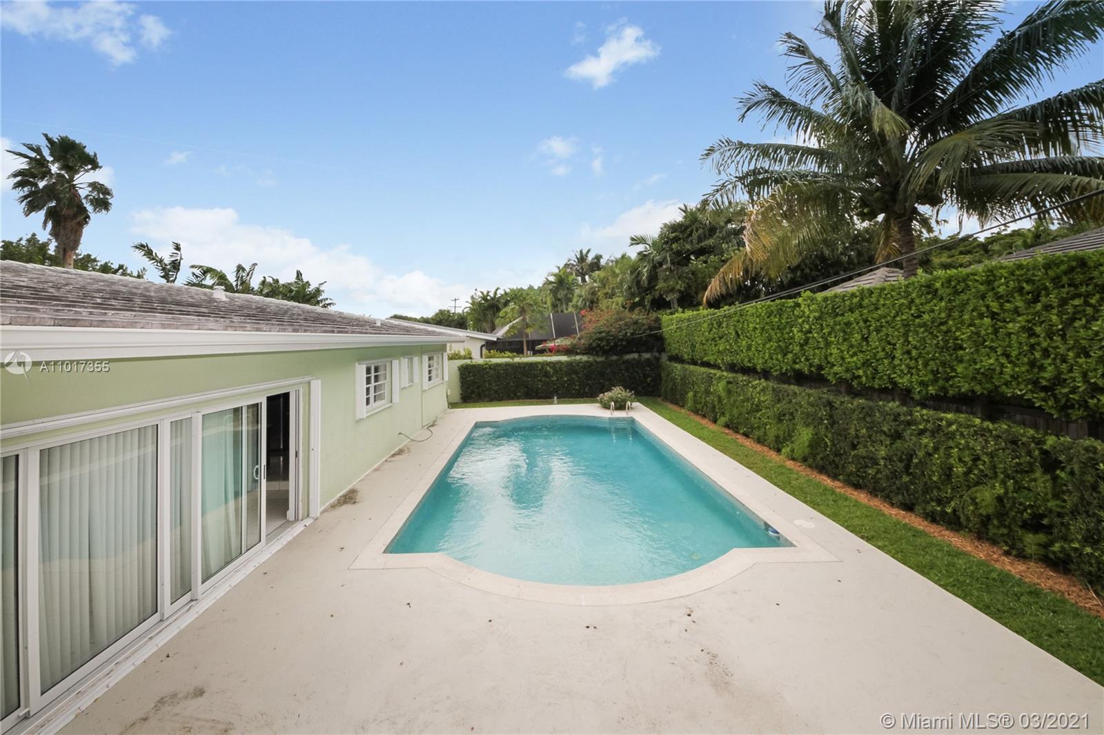 360 Heather Ln