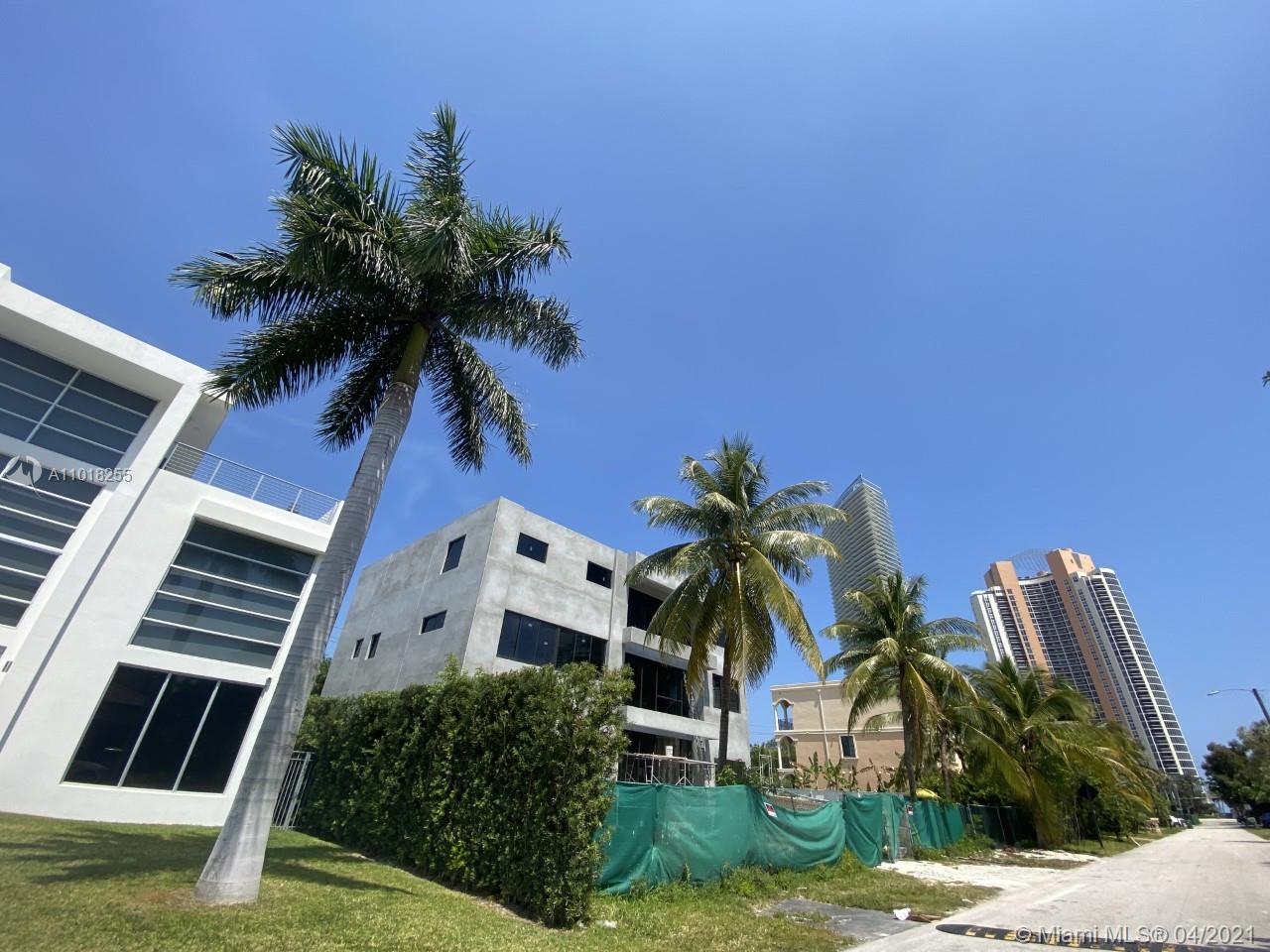 251 189th St Sunny Isles Beach, FL 33160