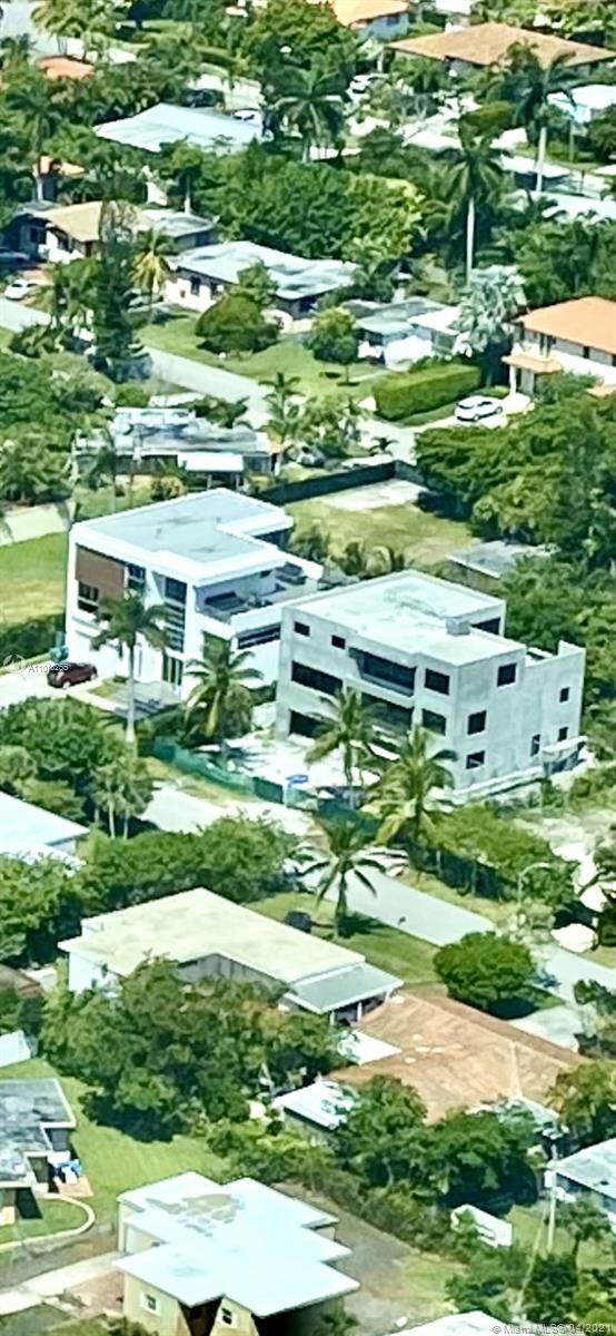 251 189th St Sunny Isles Beach, FL 33160