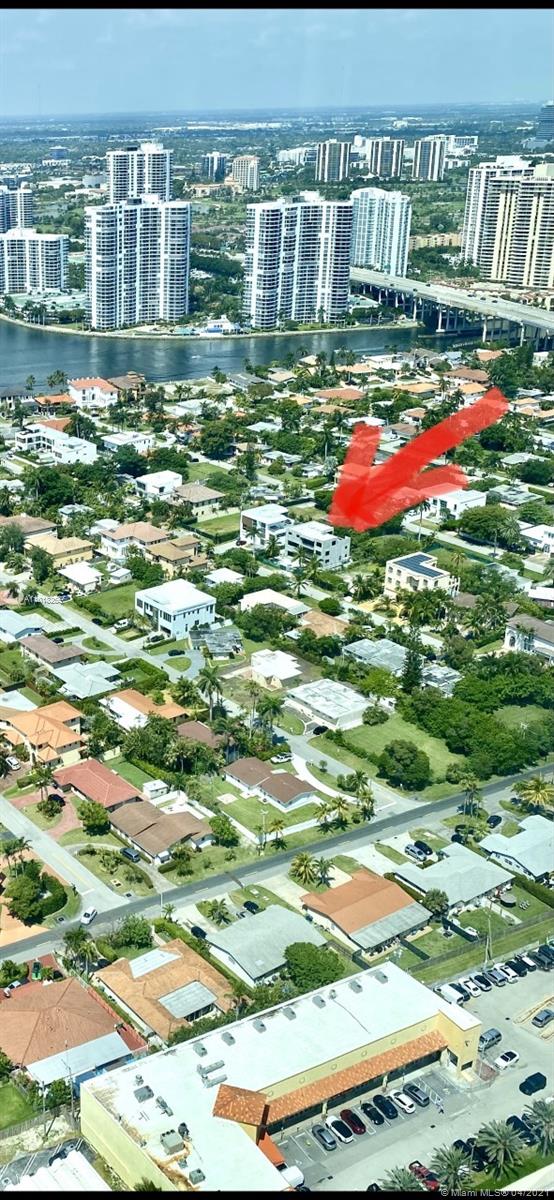 251 189th St Sunny Isles Beach, FL 33160