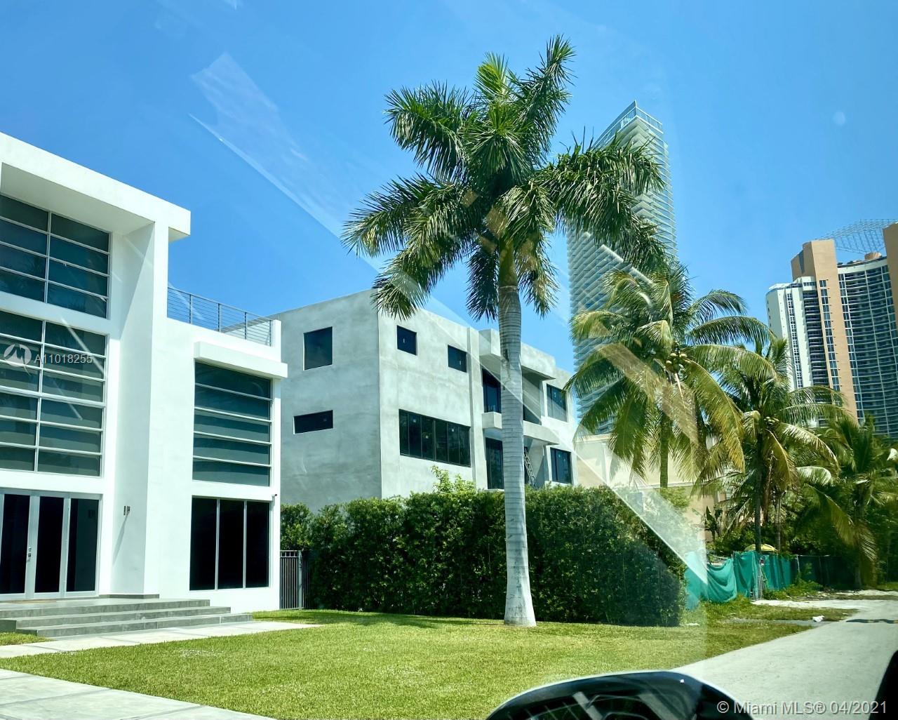 251 189th St Sunny Isles Beach, FL 33160