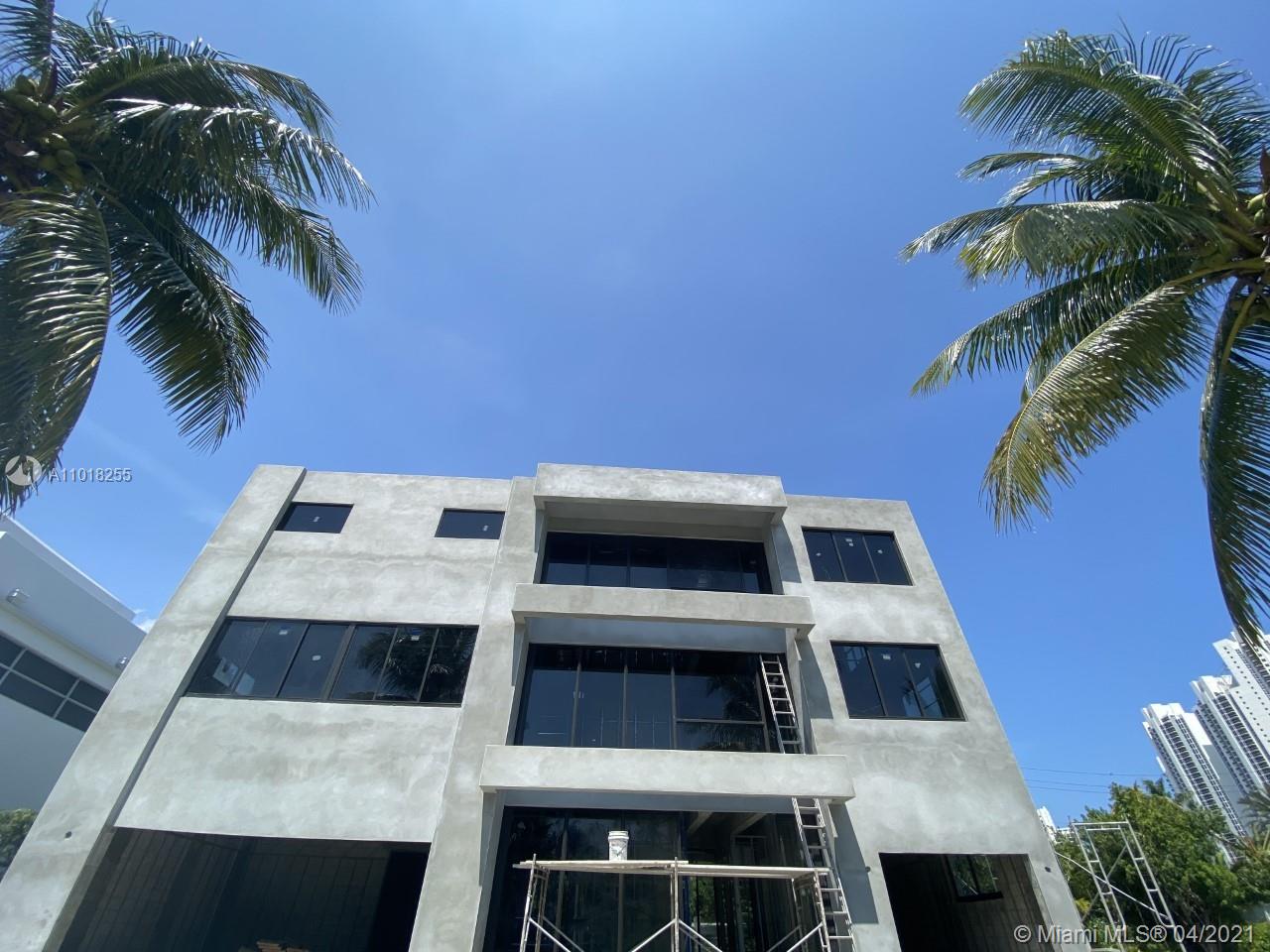 251 189th St Sunny Isles Beach, FL 33160