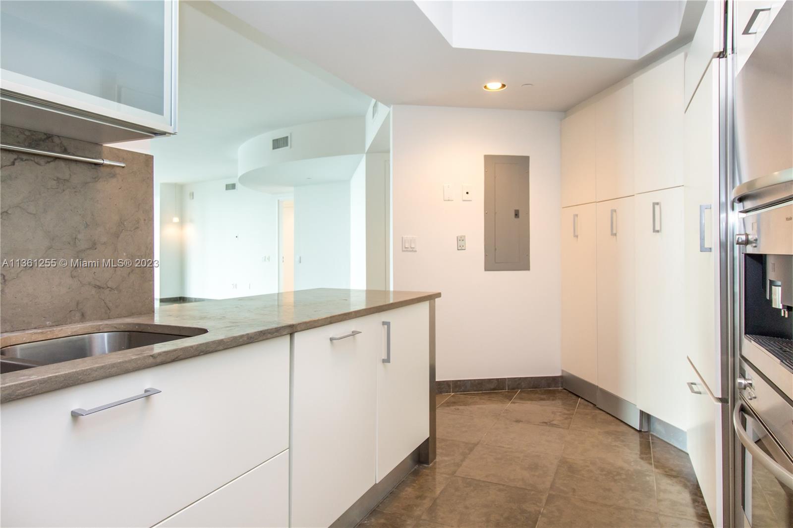 image Icon South Beach24