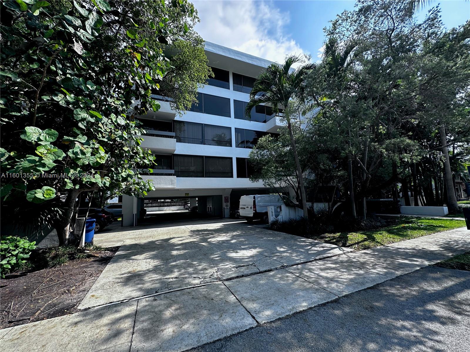 150 Sunrise Dr #5A