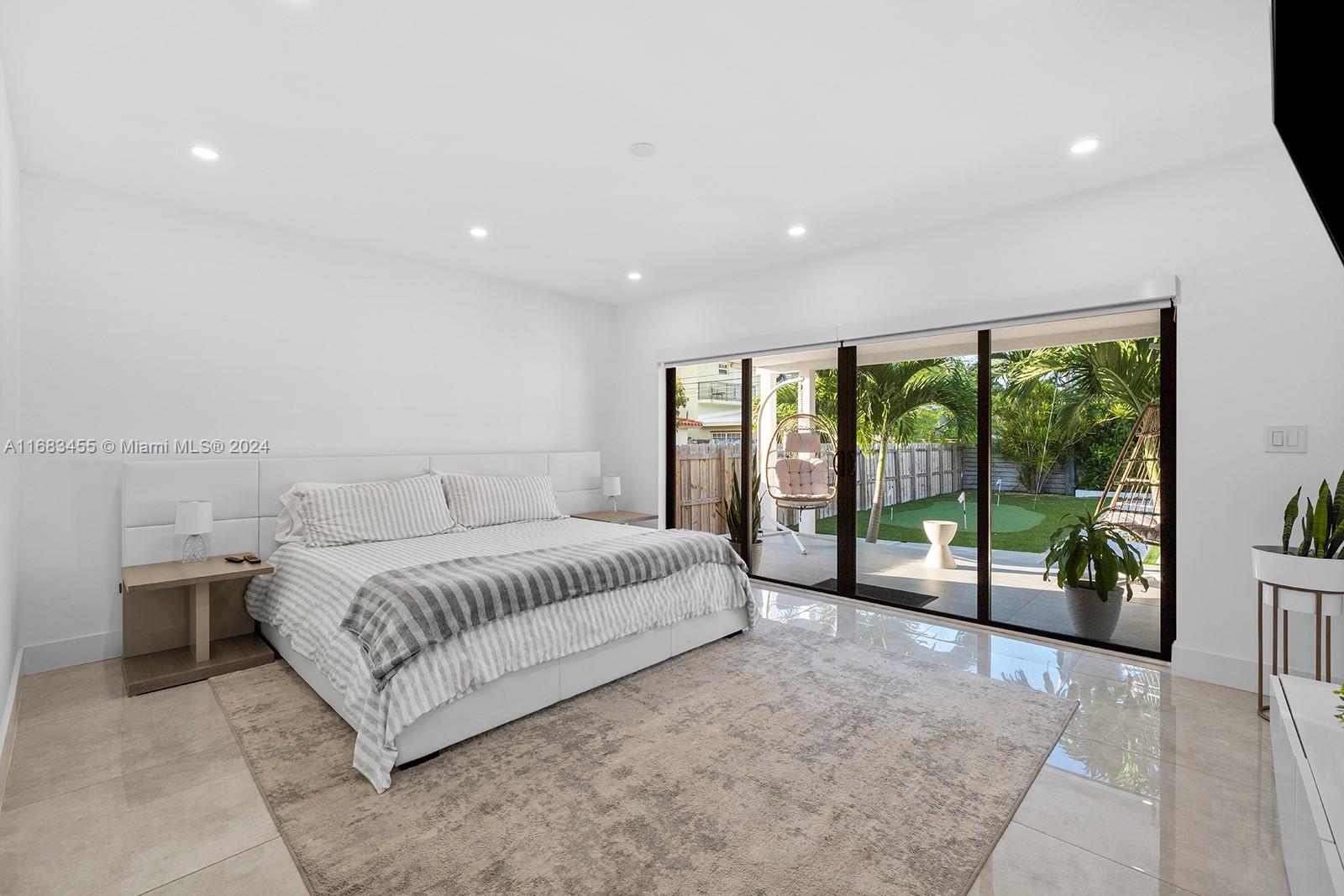 861 NE 82nd St Miami, FL 33138