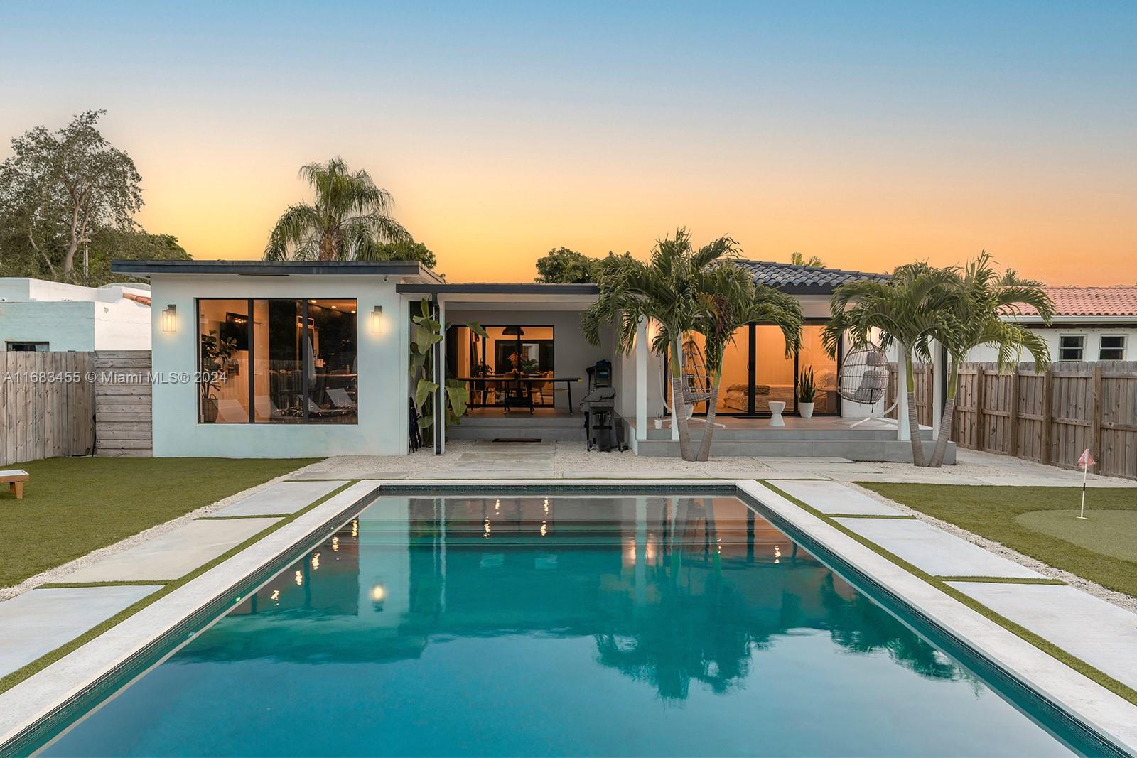 861 NE 82nd St Miami, FL 33138