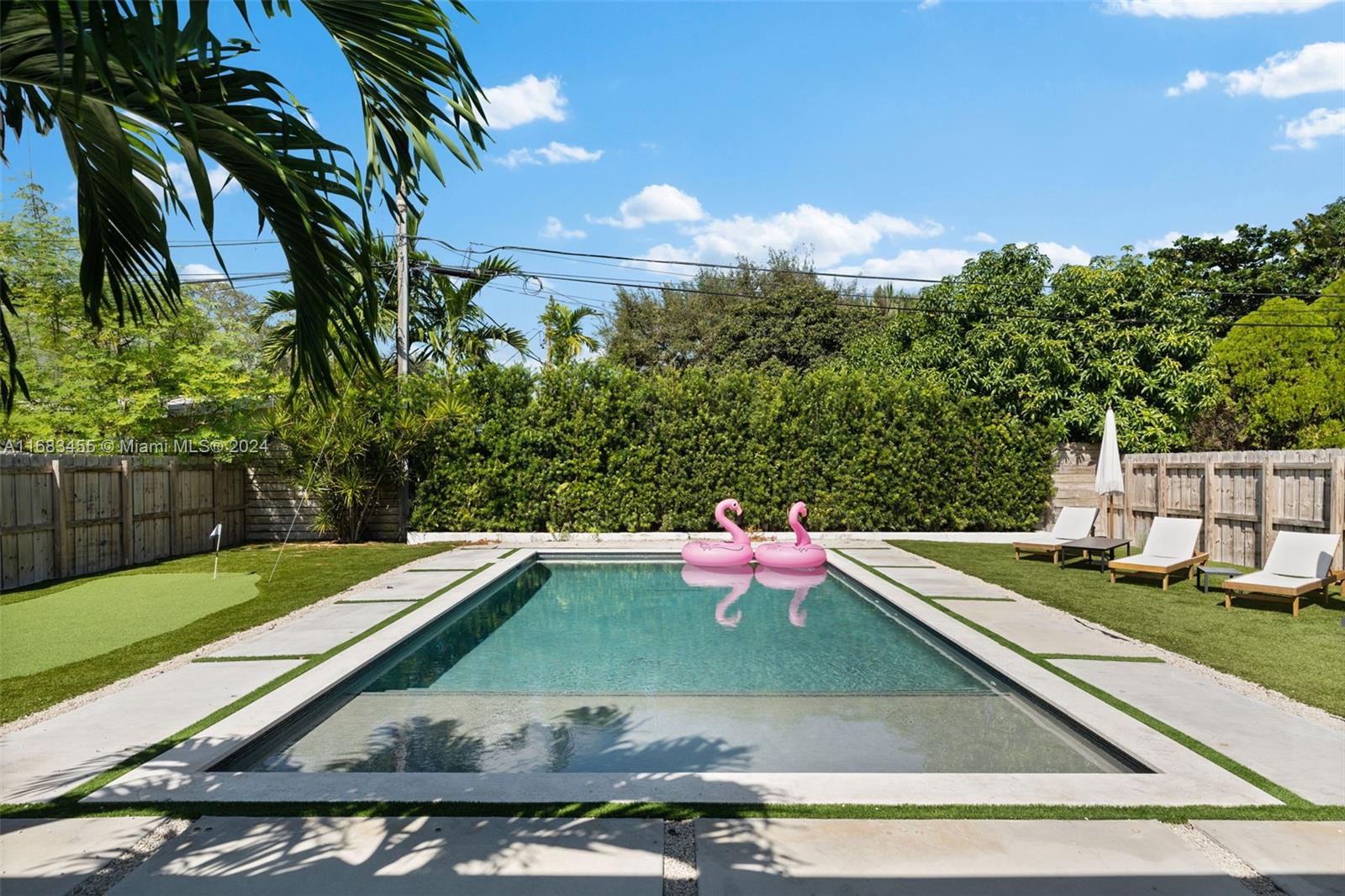 861 NE 82nd St Miami, FL 33138