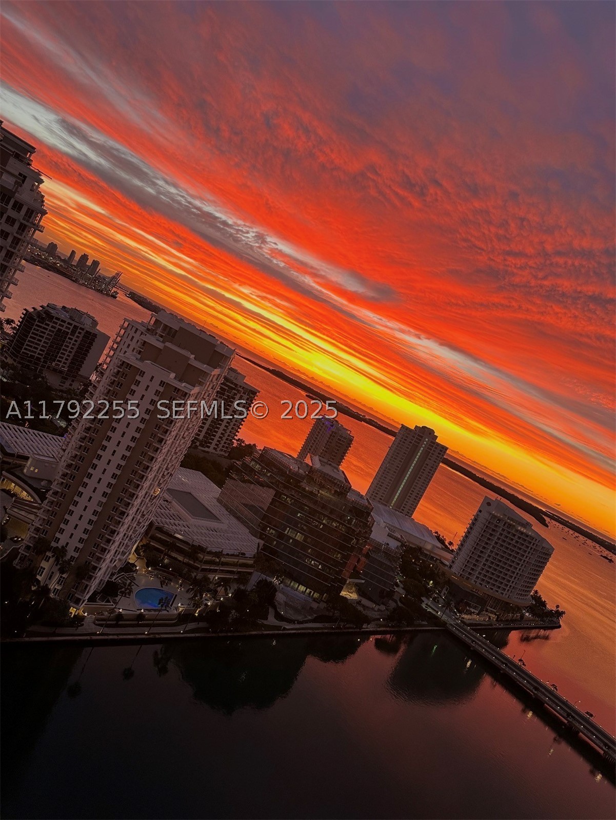 image Icon Brickell II23