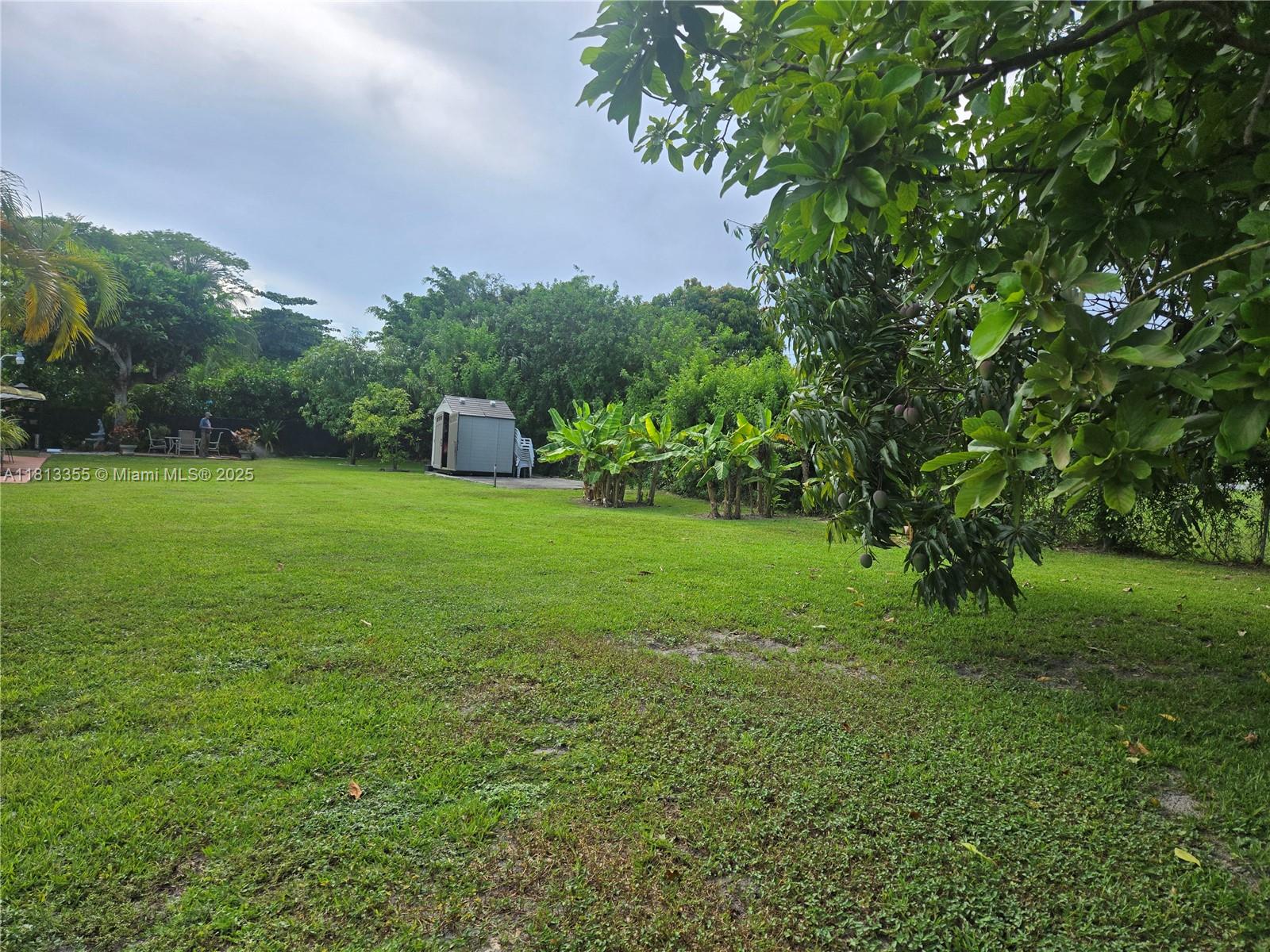 12401 SW 47th St,Miami, FL 33175