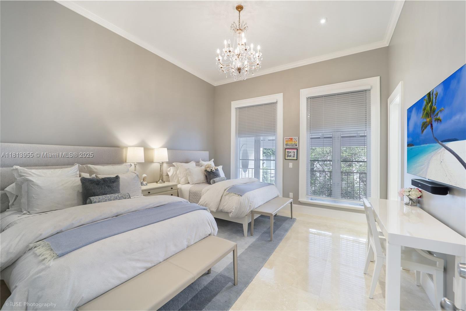 647 Almeria Ave Coral Gables, FL 33134