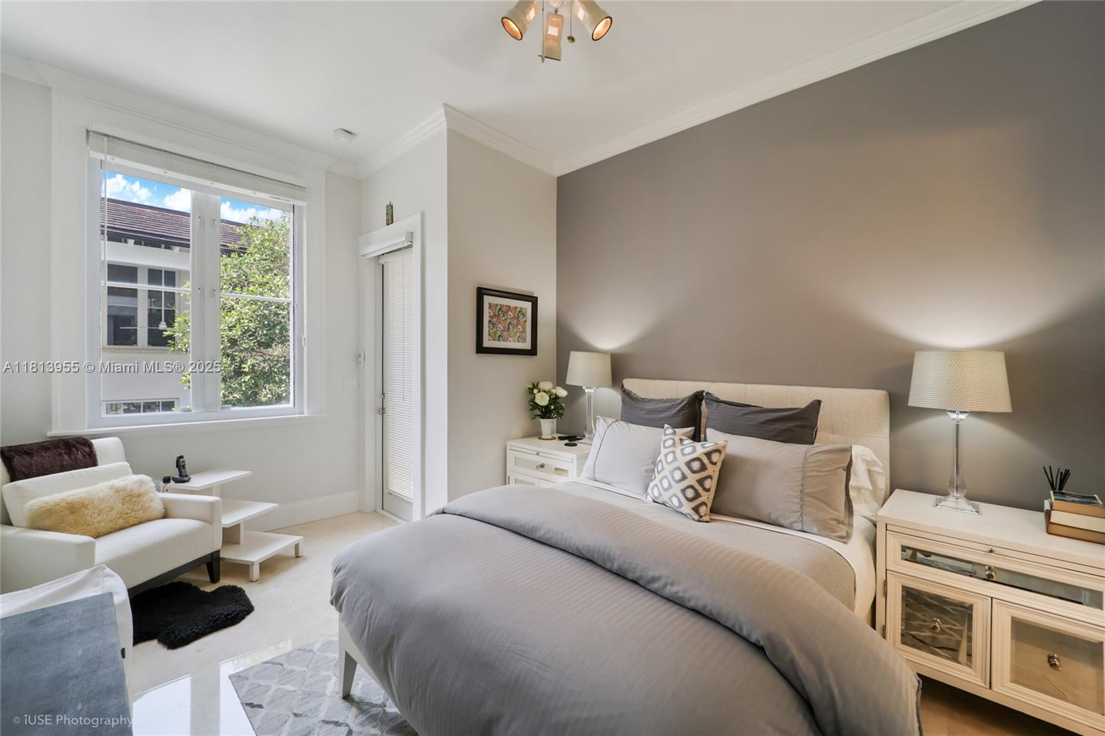 647 Almeria Ave Coral Gables, FL 33134