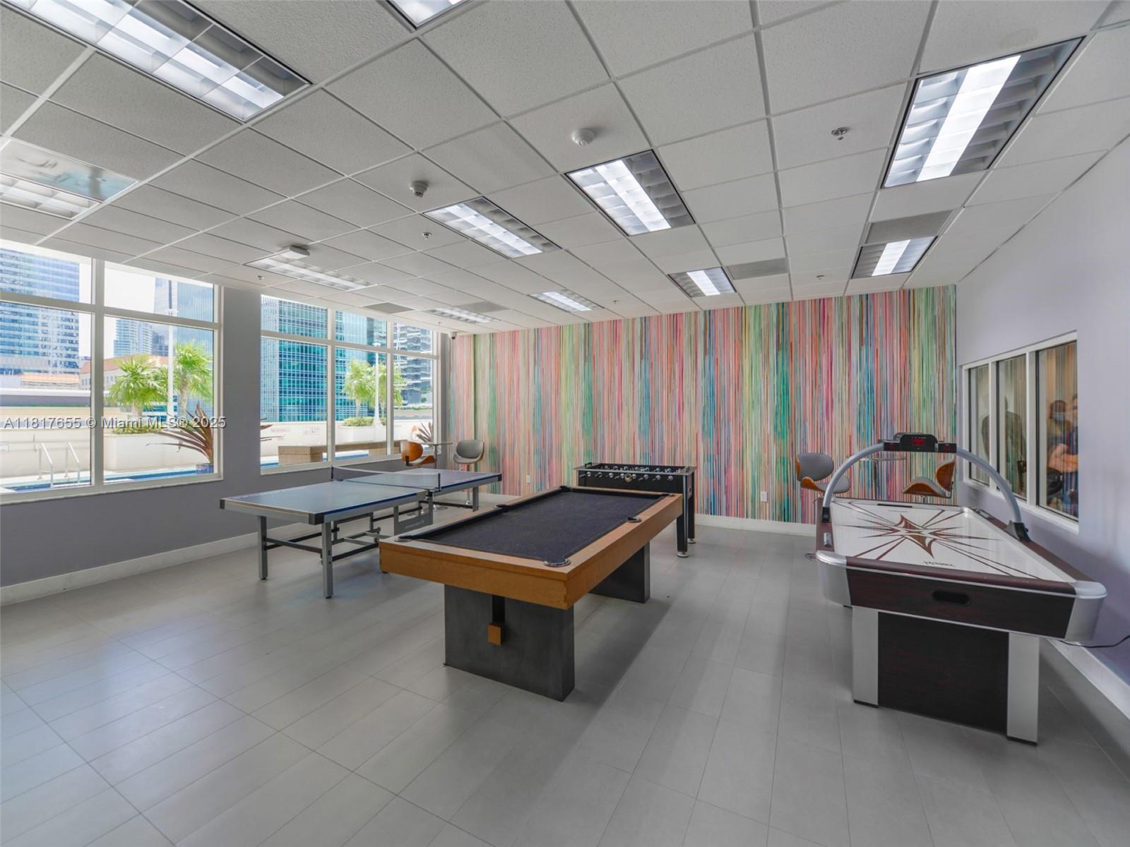 image THE CLUB AT BRICKELL BAY27