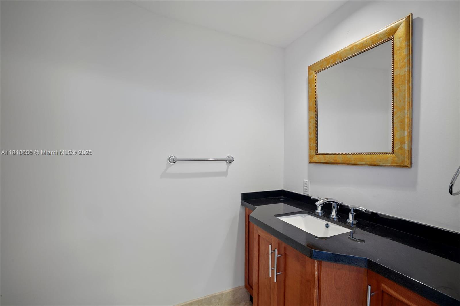 3101 S Ocean Dr #2708 Hollywood, FL 33019