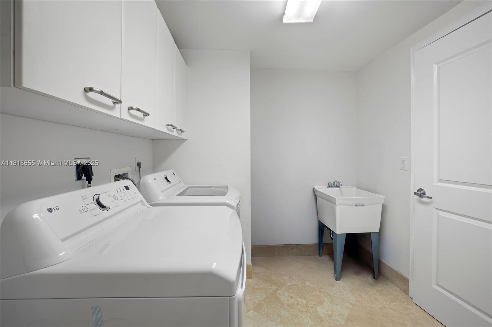 3101 S Ocean Dr #2708 Hollywood, FL 33019