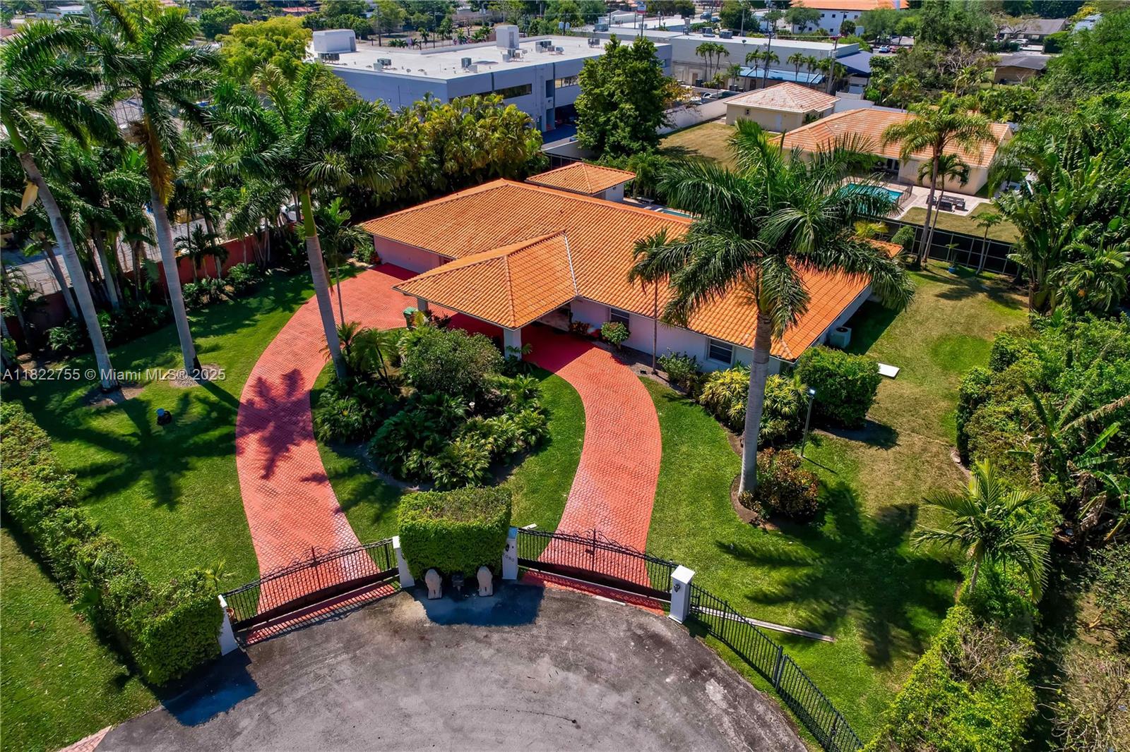 7080 SW 98th Ave Miami, FL 33173