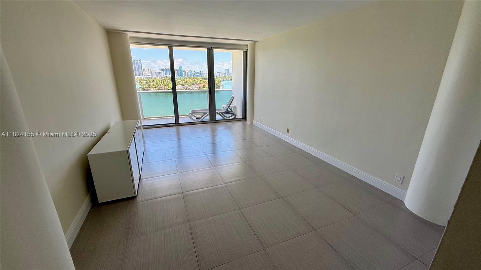 900 Bay Dr #906 Miami Beach, FL 33141