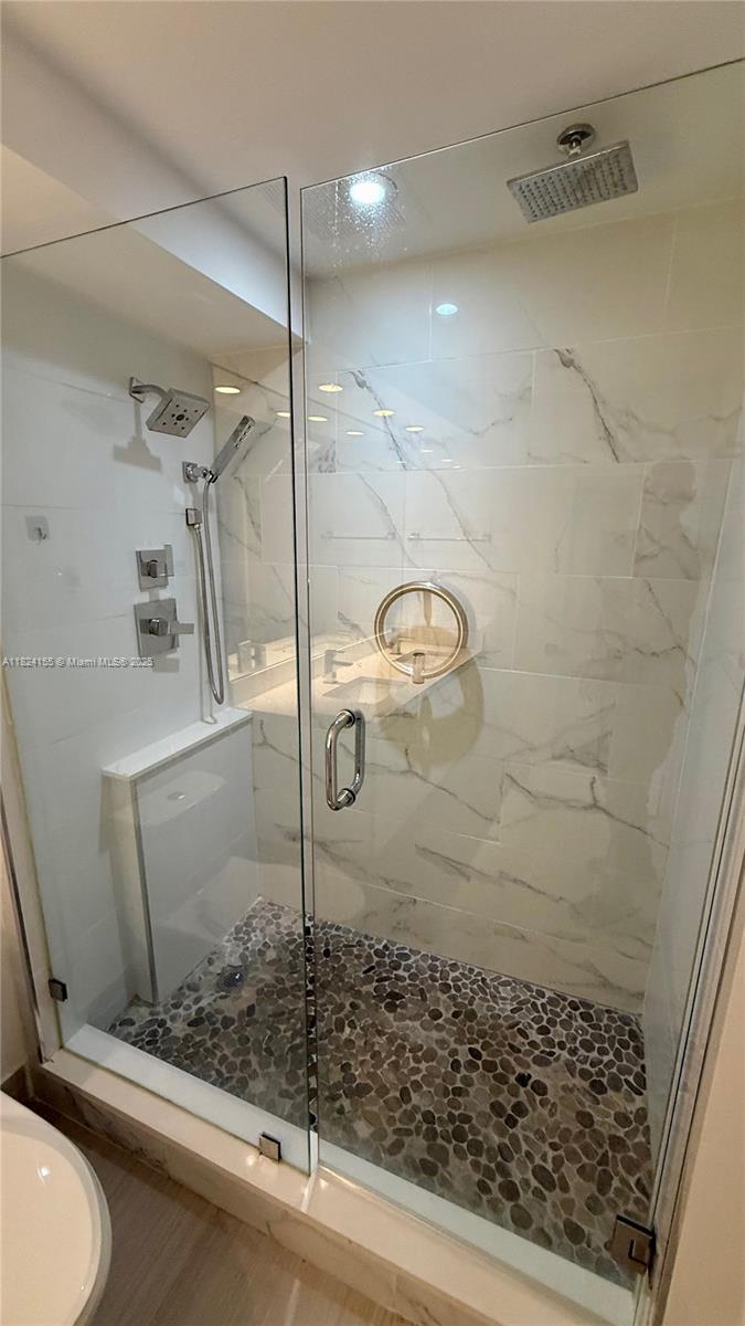 900 Bay Dr #906 Miami Beach, FL 33141