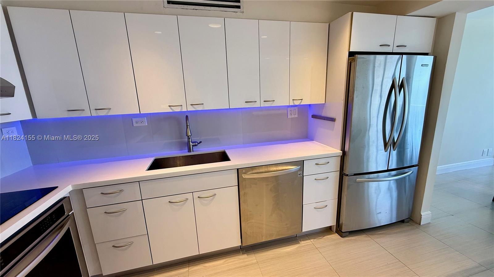 900 Bay Dr #906 Miami Beach, FL 33141