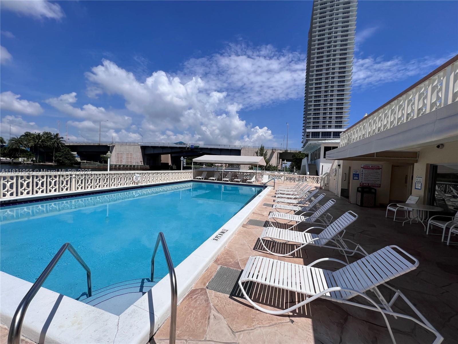1817 S Ocean Dr #426