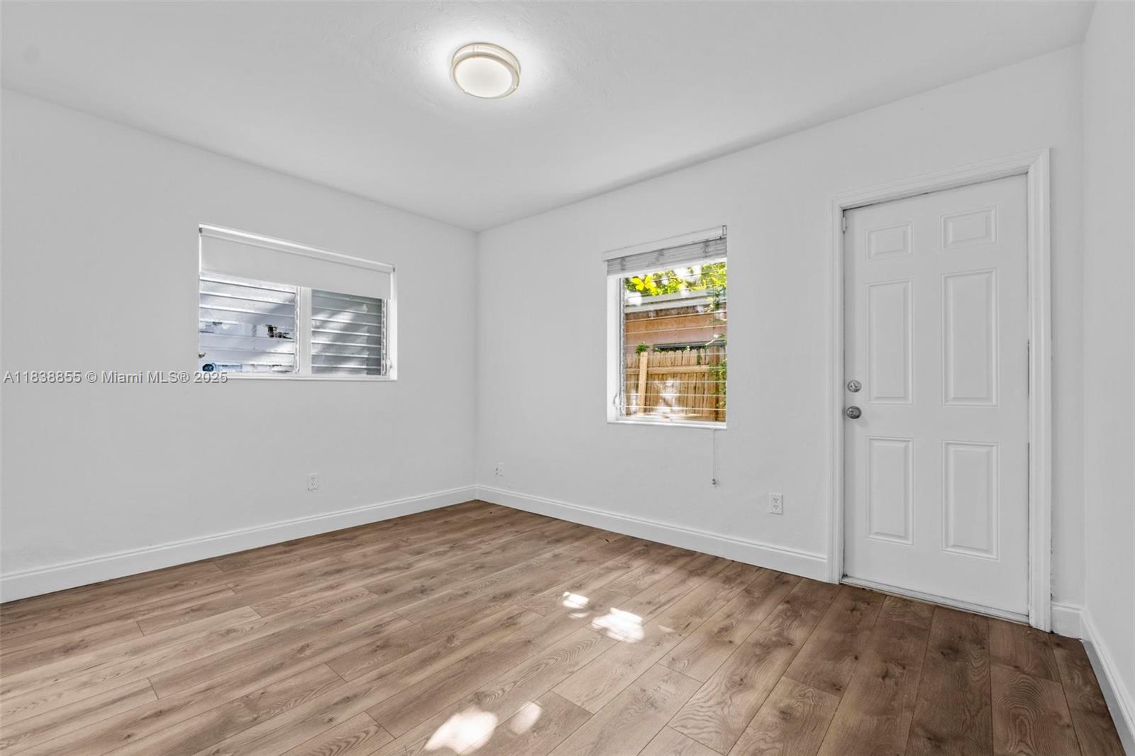 738 Fernwood Rd Key Biscayne, FL 33149