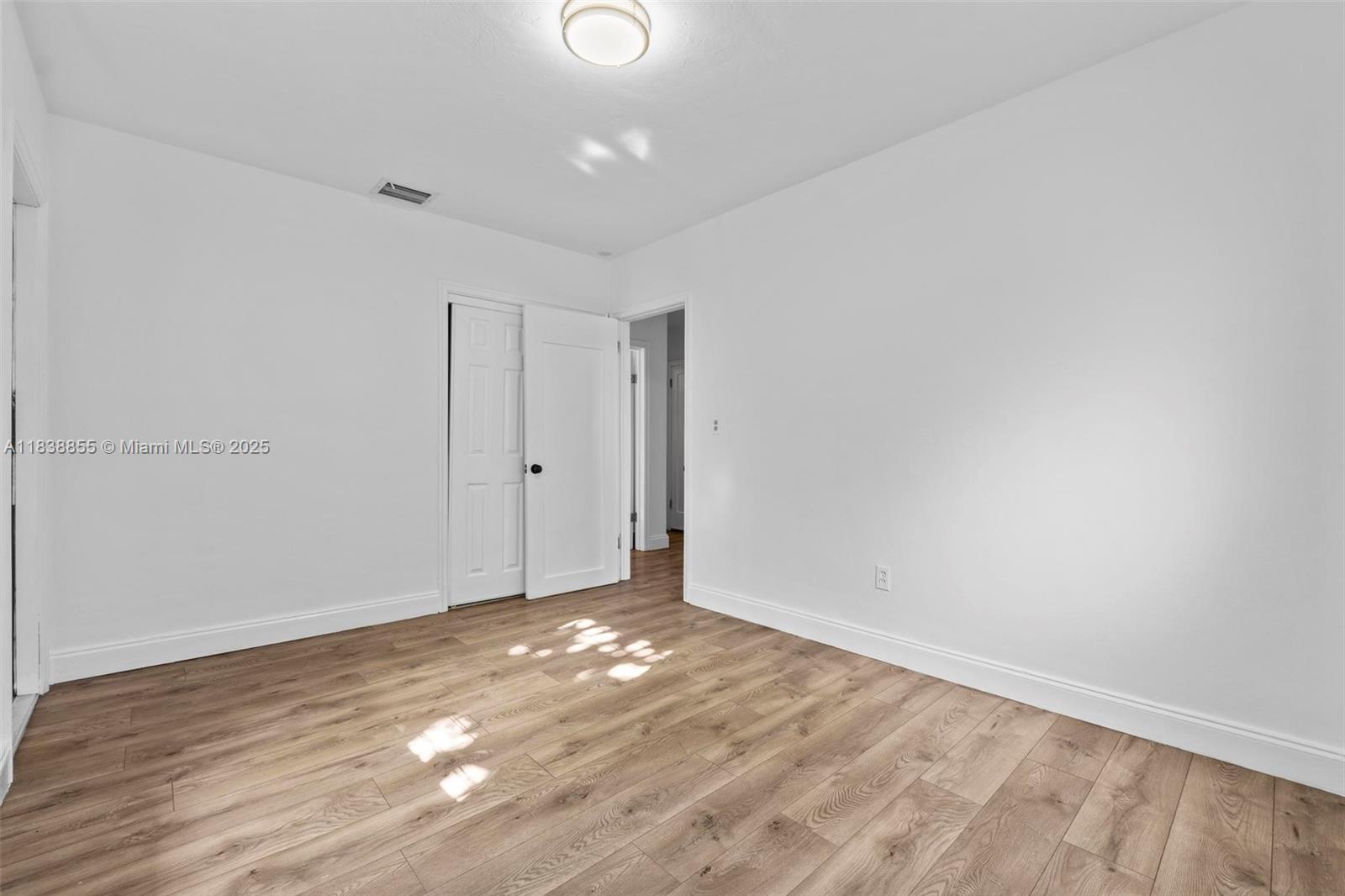 738 Fernwood Rd Key Biscayne, FL 33149