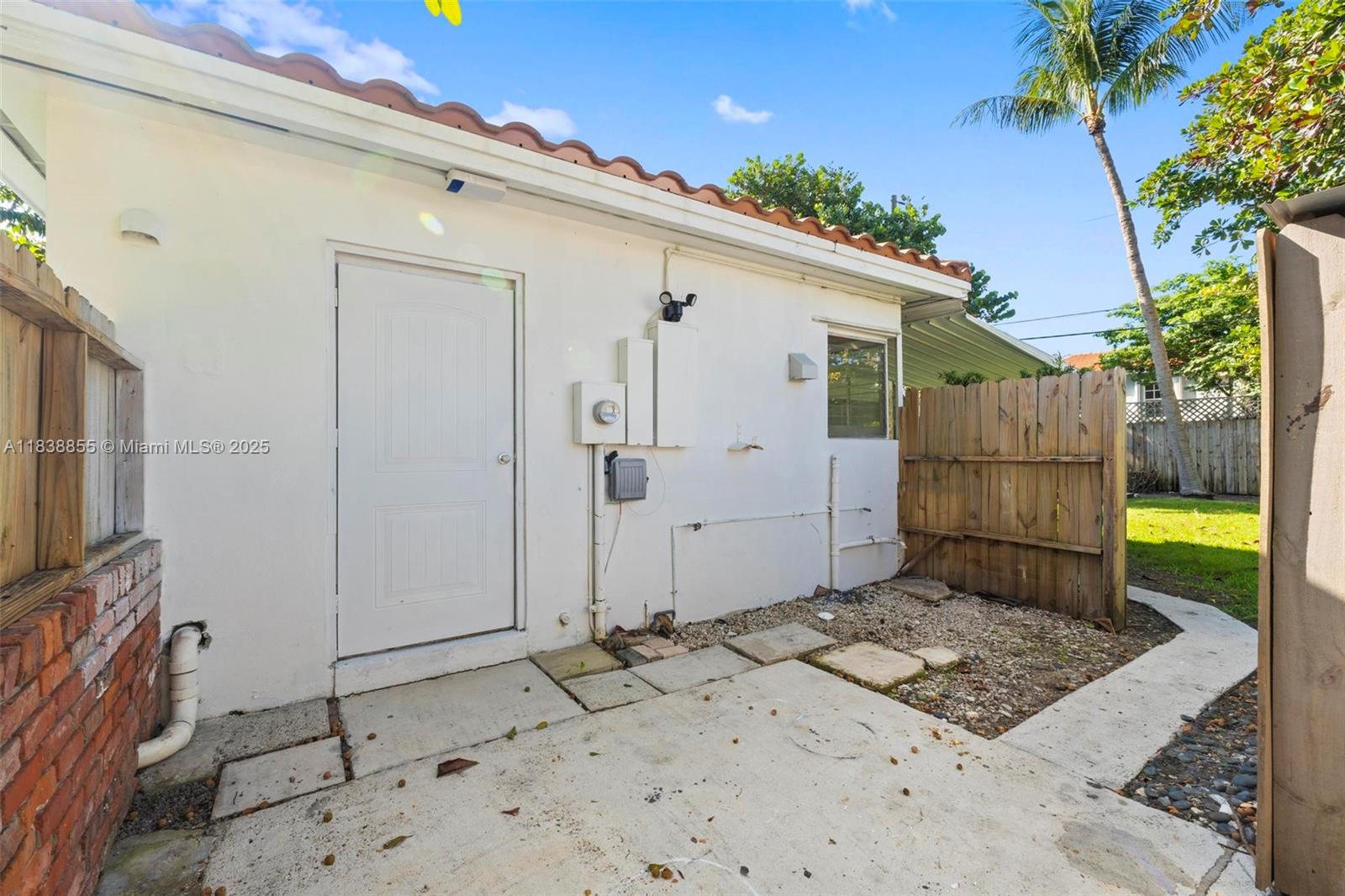 738 Fernwood Rd Key Biscayne, FL 33149