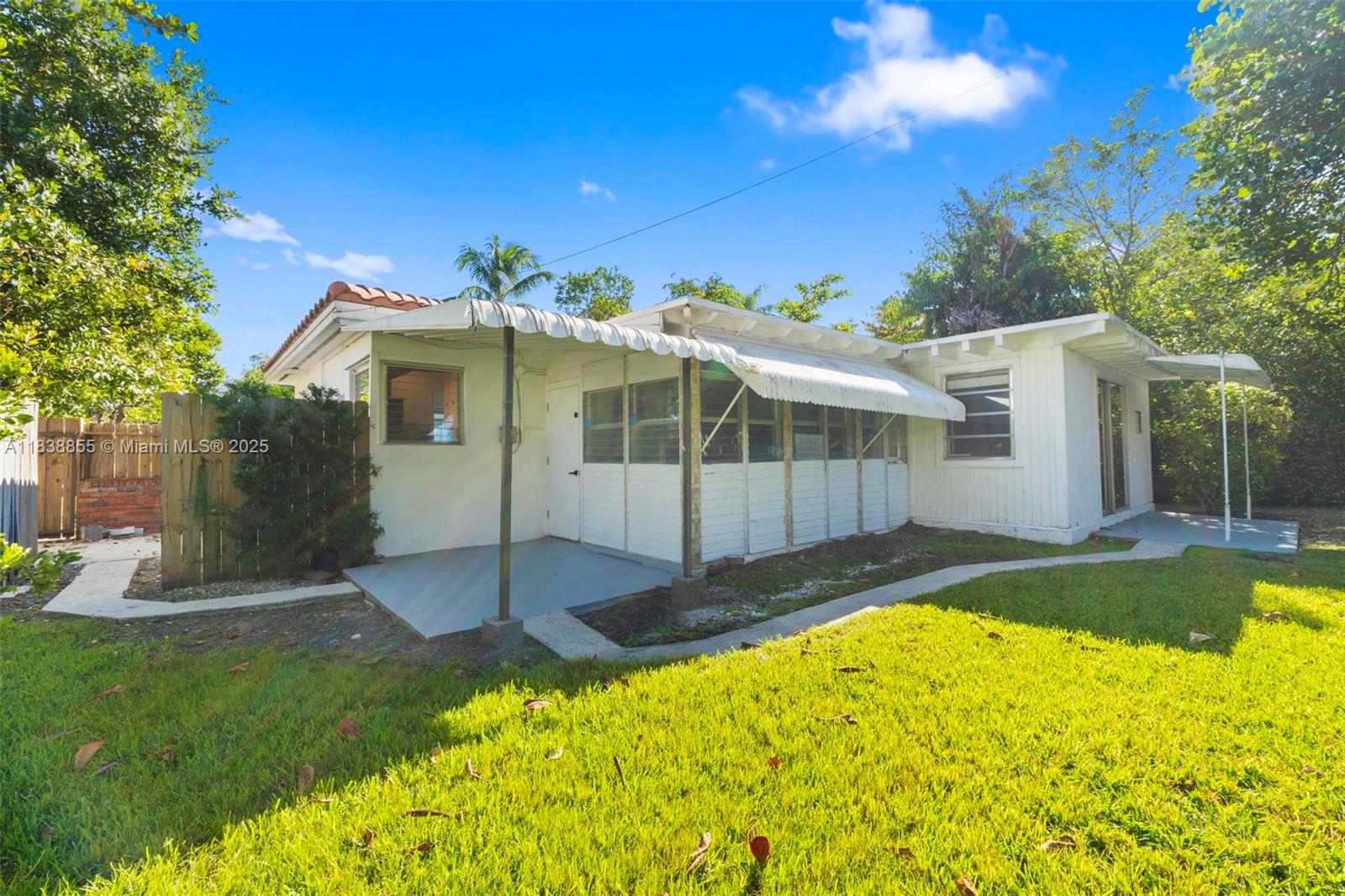 738 Fernwood Rd Key Biscayne, FL 33149