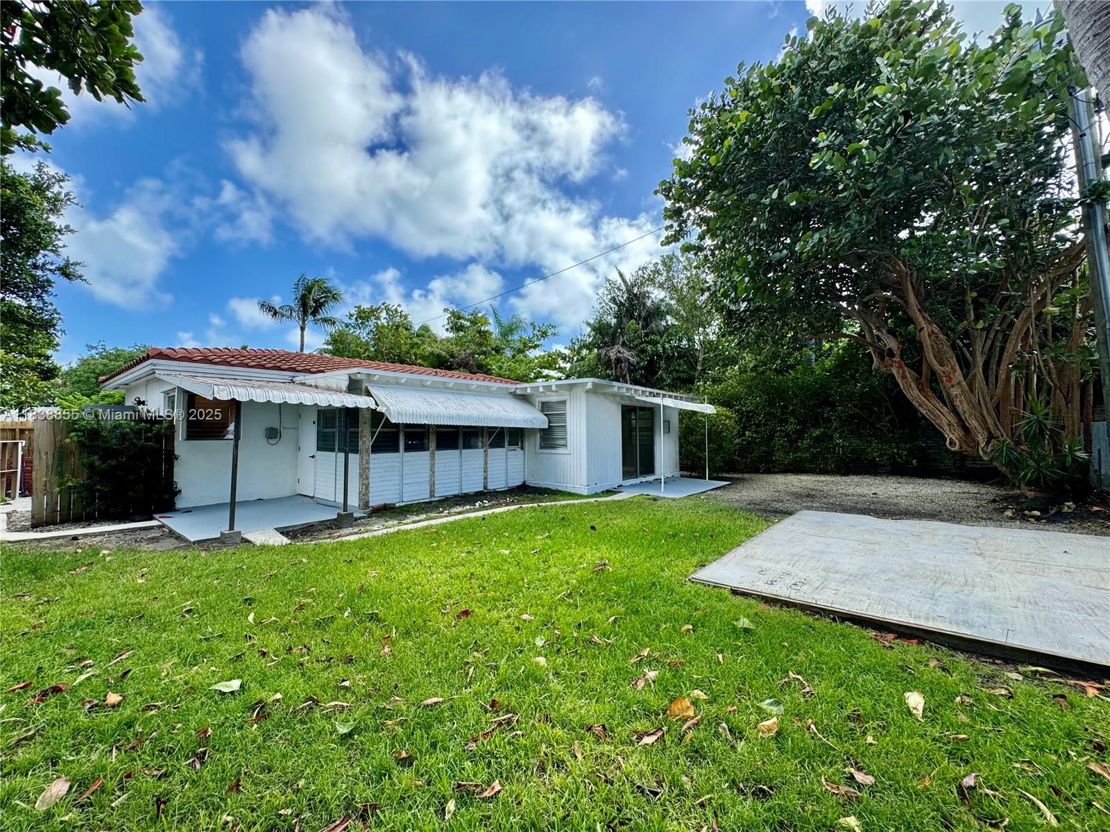 738 Fernwood Rd Key Biscayne, FL 33149