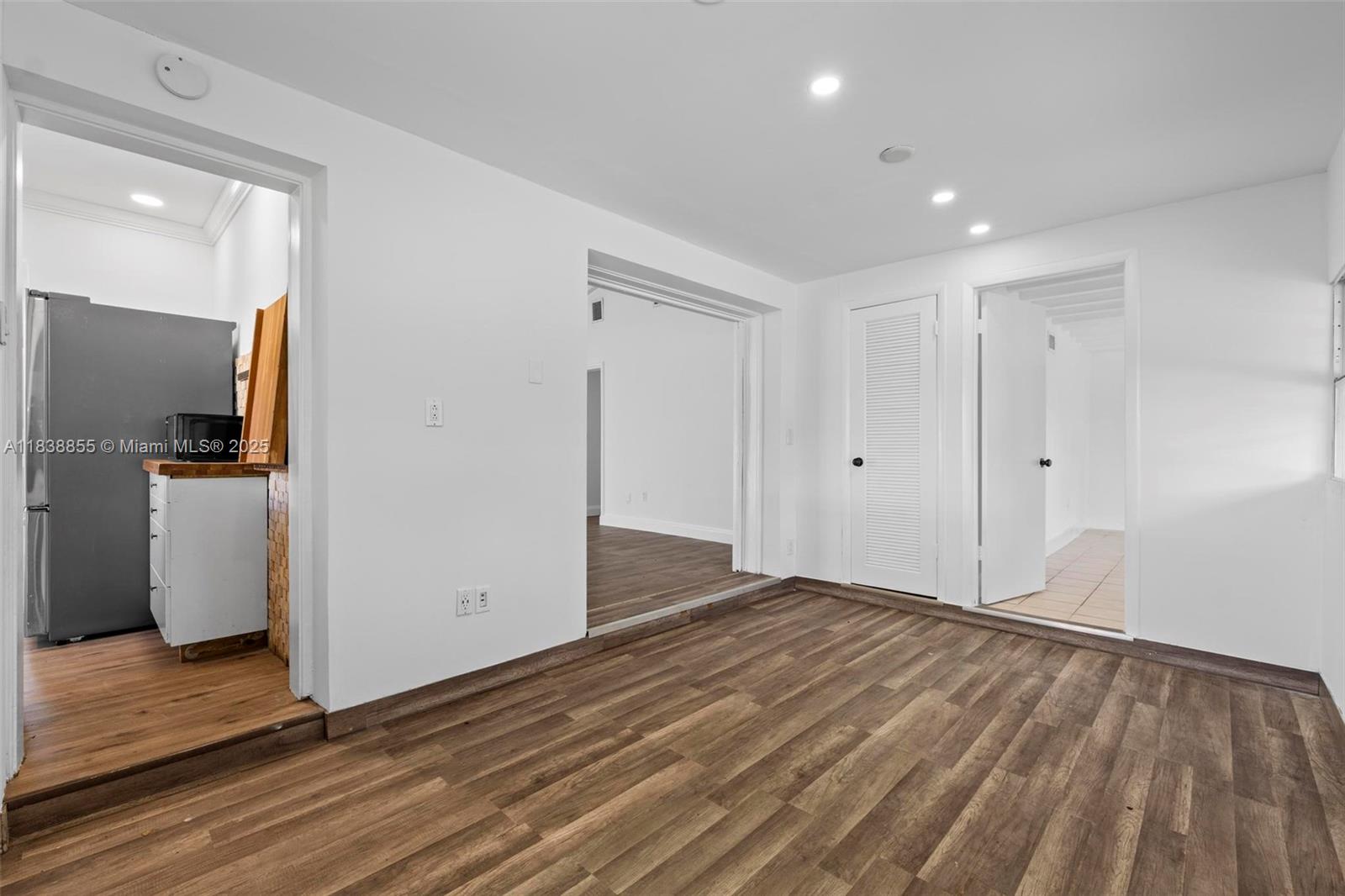 738 Fernwood Rd Key Biscayne, FL 33149