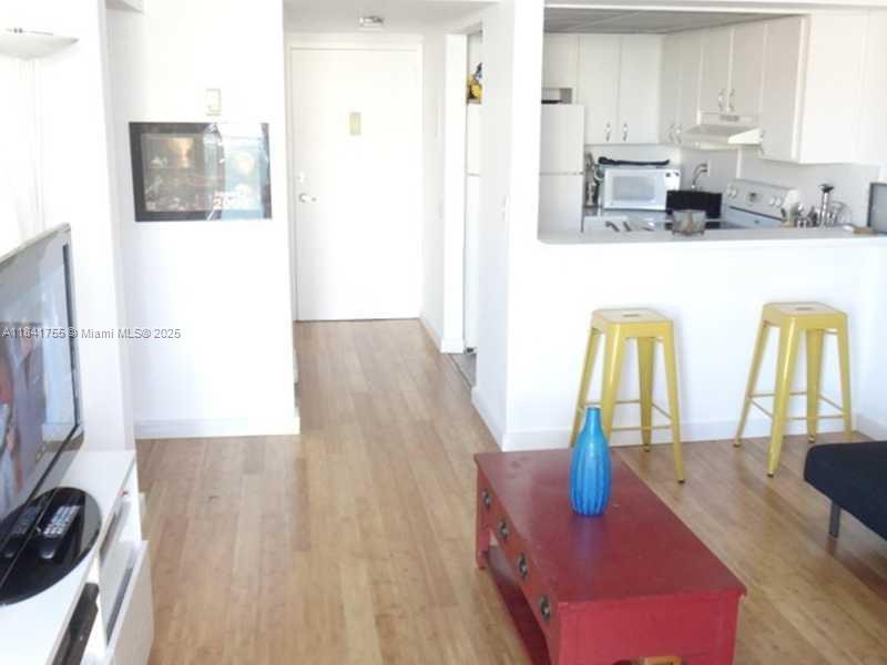 image MIRADOR 1035 CONDO13