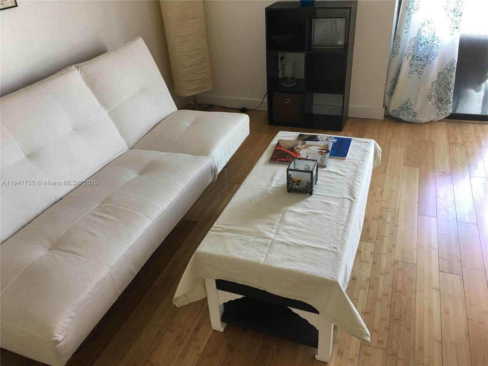 image MIRADOR 1035 CONDO14