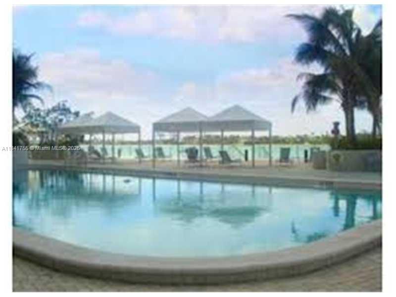 image MIRADOR 1035 CONDO6