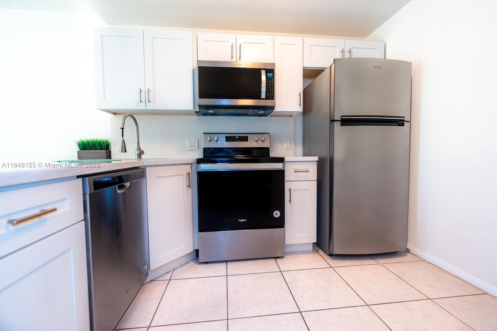 2345 NE 135th St #307
