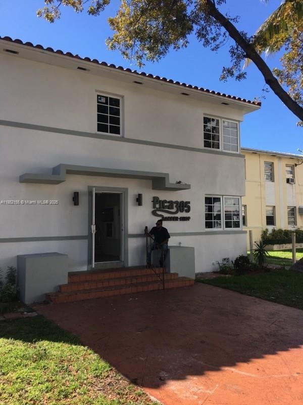 7116 Bay Dr #7