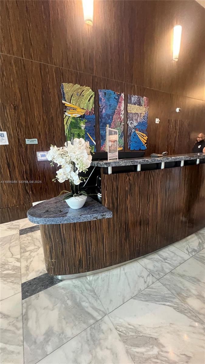 image Latitude on the River30