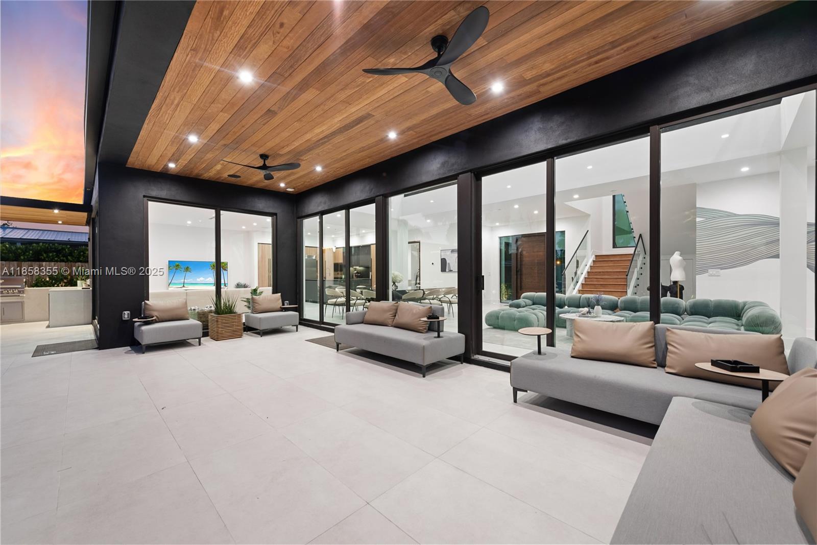 1960 NE 197th Ter Miami, FL 33179