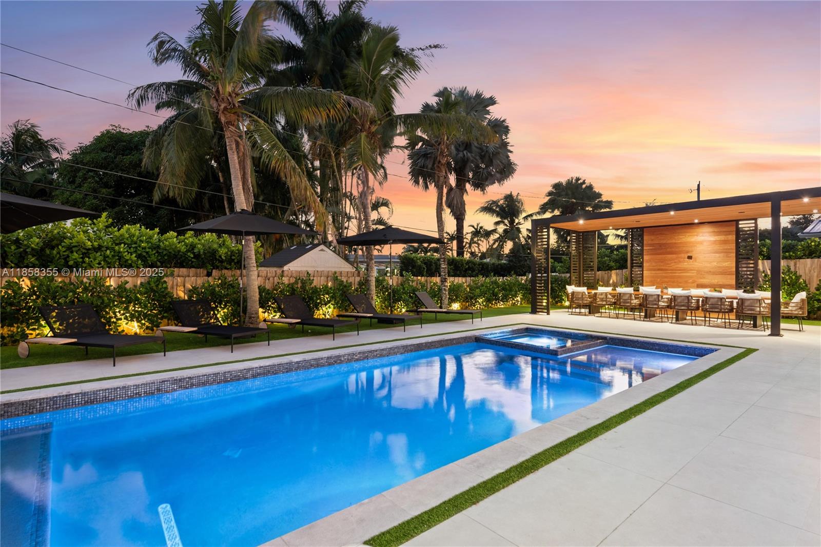 1960 NE 197th Ter Miami, FL 33179