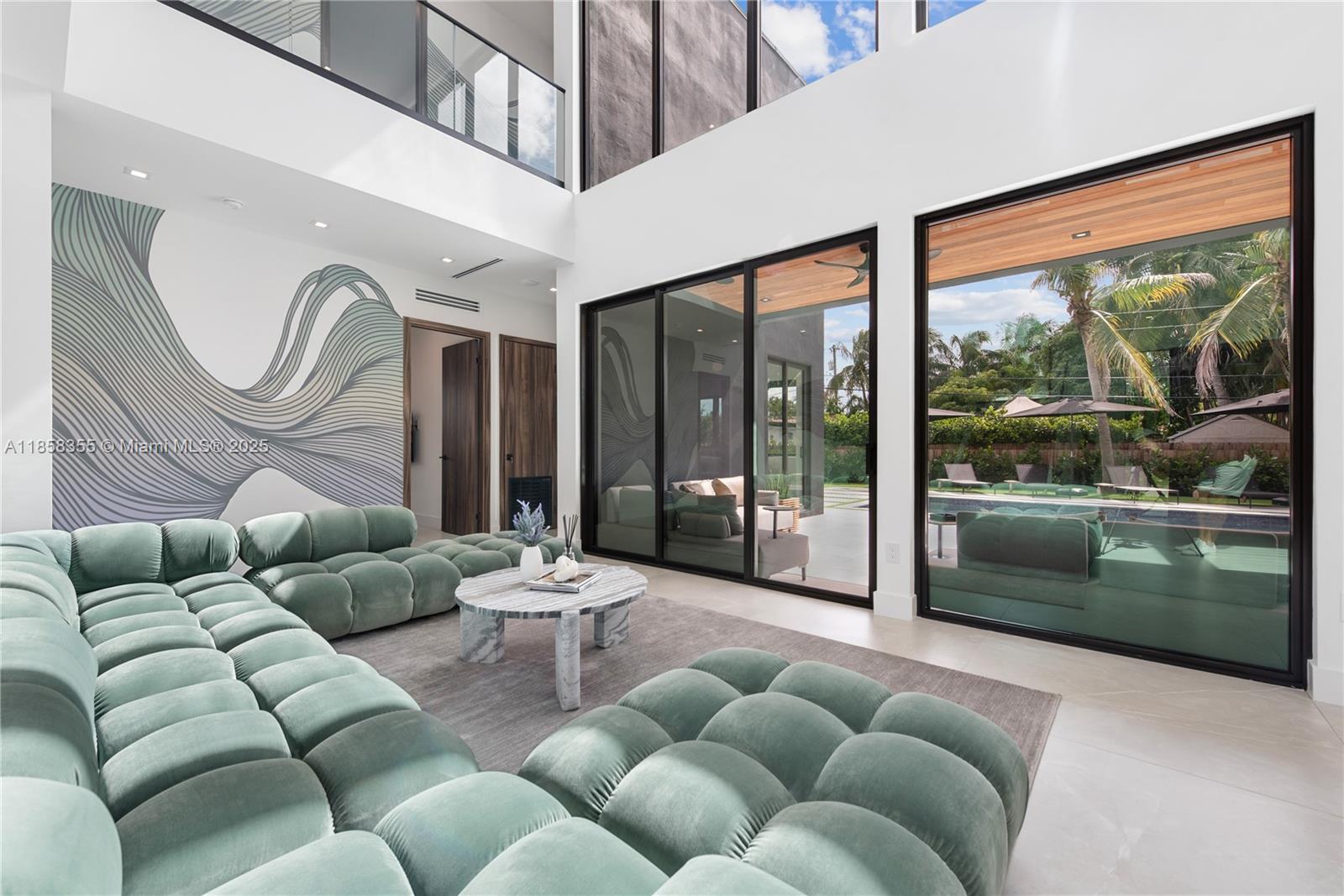 1960 NE 197th Ter Miami, FL 33179