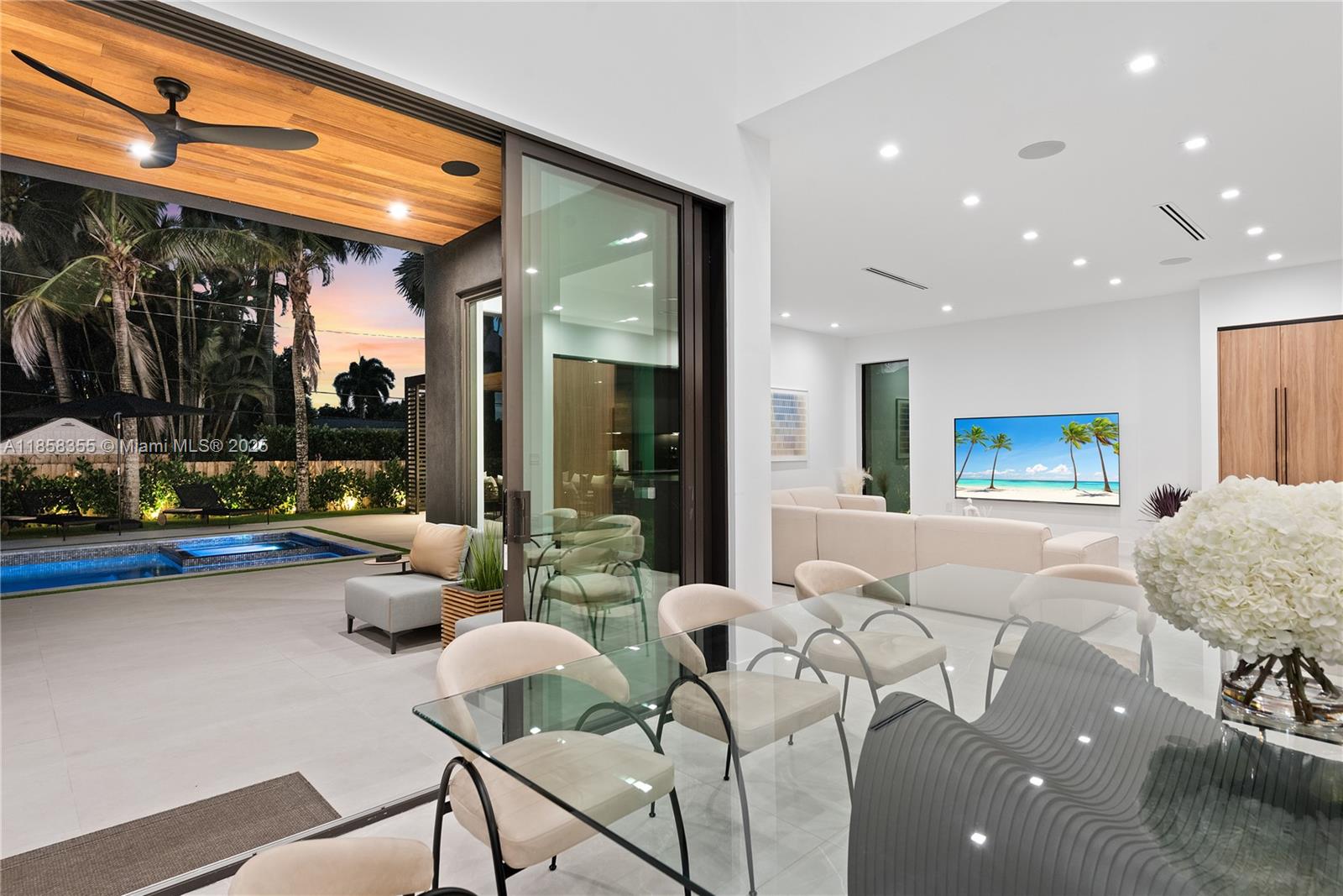 1960 NE 197th Ter Miami, FL 33179