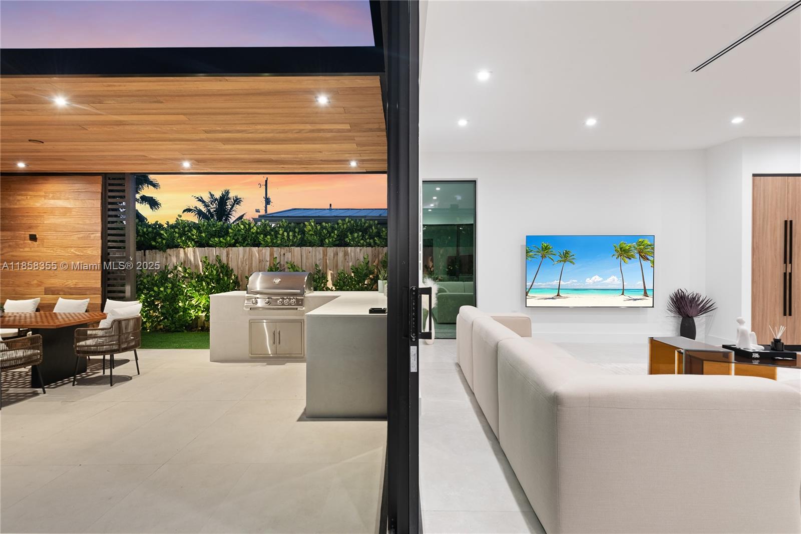 1960 NE 197th Ter Miami, FL 33179