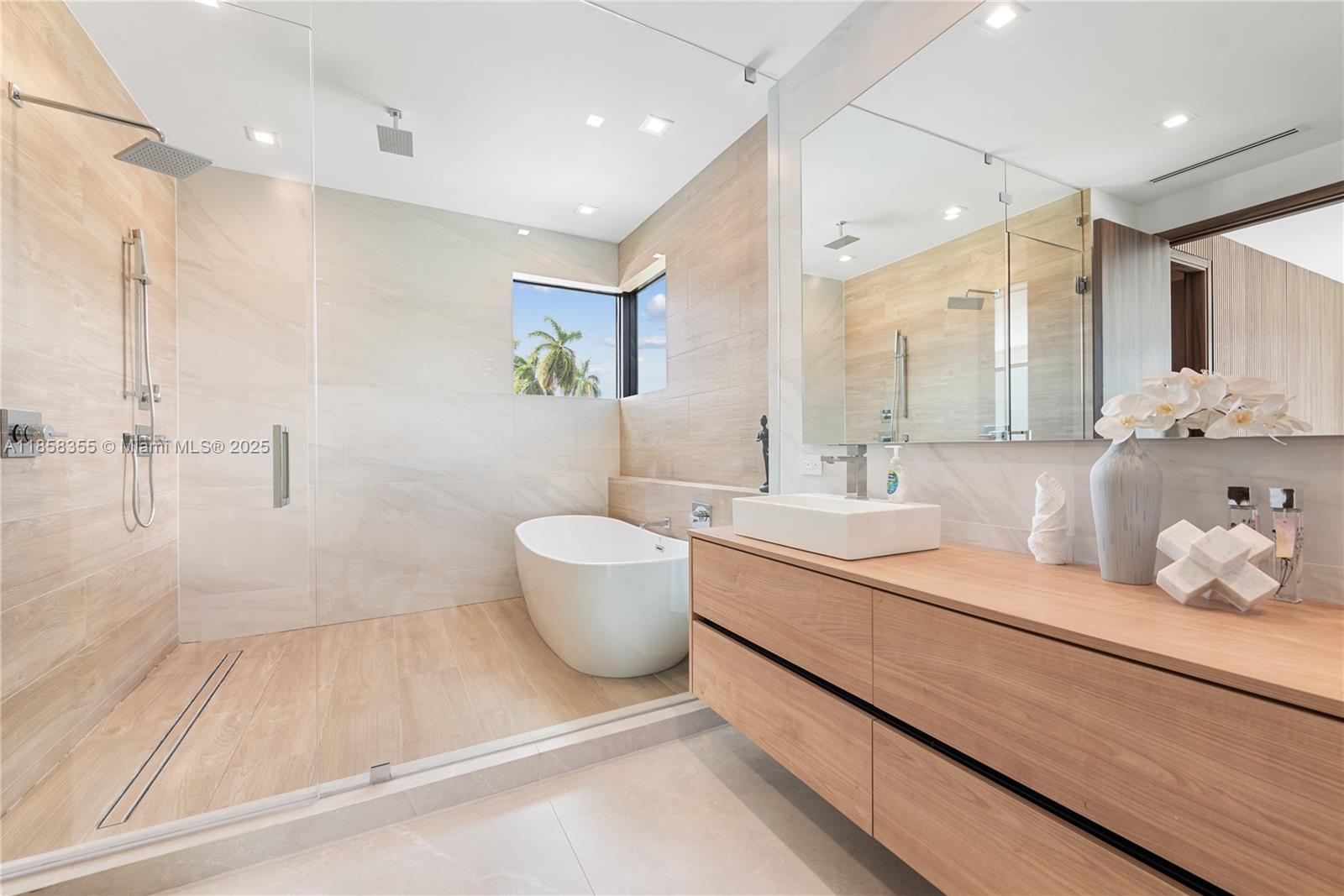 1960 NE 197th Ter Miami, FL 33179